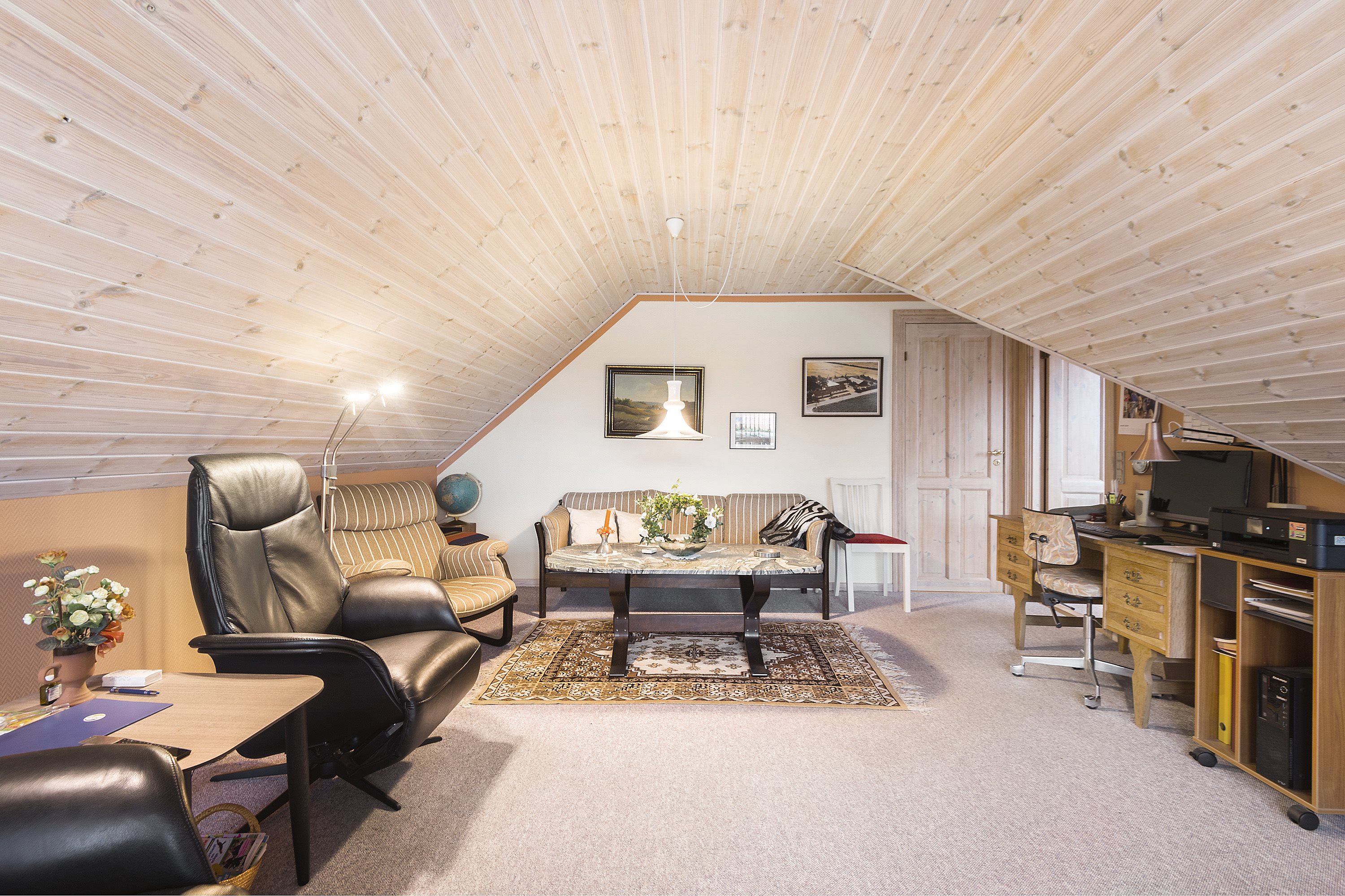 Fremhævet stue billede i fuldskærmstilstand. Billede af Engparken 1, 6760 Ribe