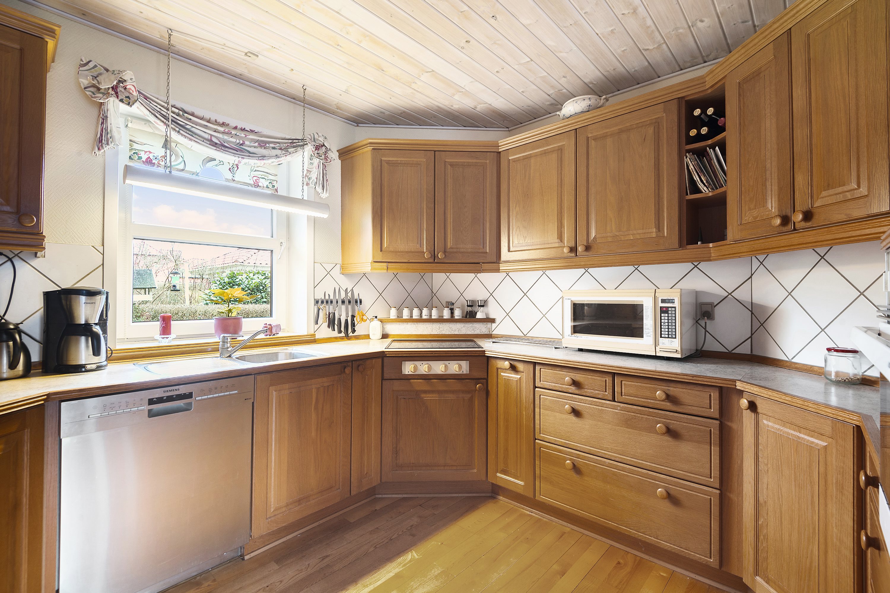 Fremhævet køkken billede i fuldskærmstilstand. Billede af Engparken 1, 6760 Ribe