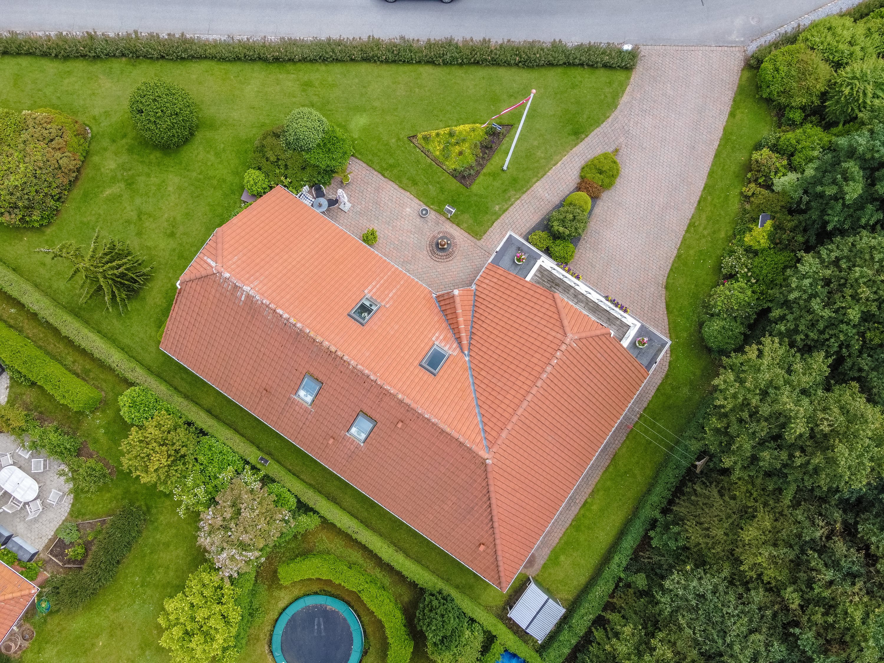 Fremhævet ejendommen billede i fuldskærmstilstand. Billede af Engparken 1, 6760 Ribe