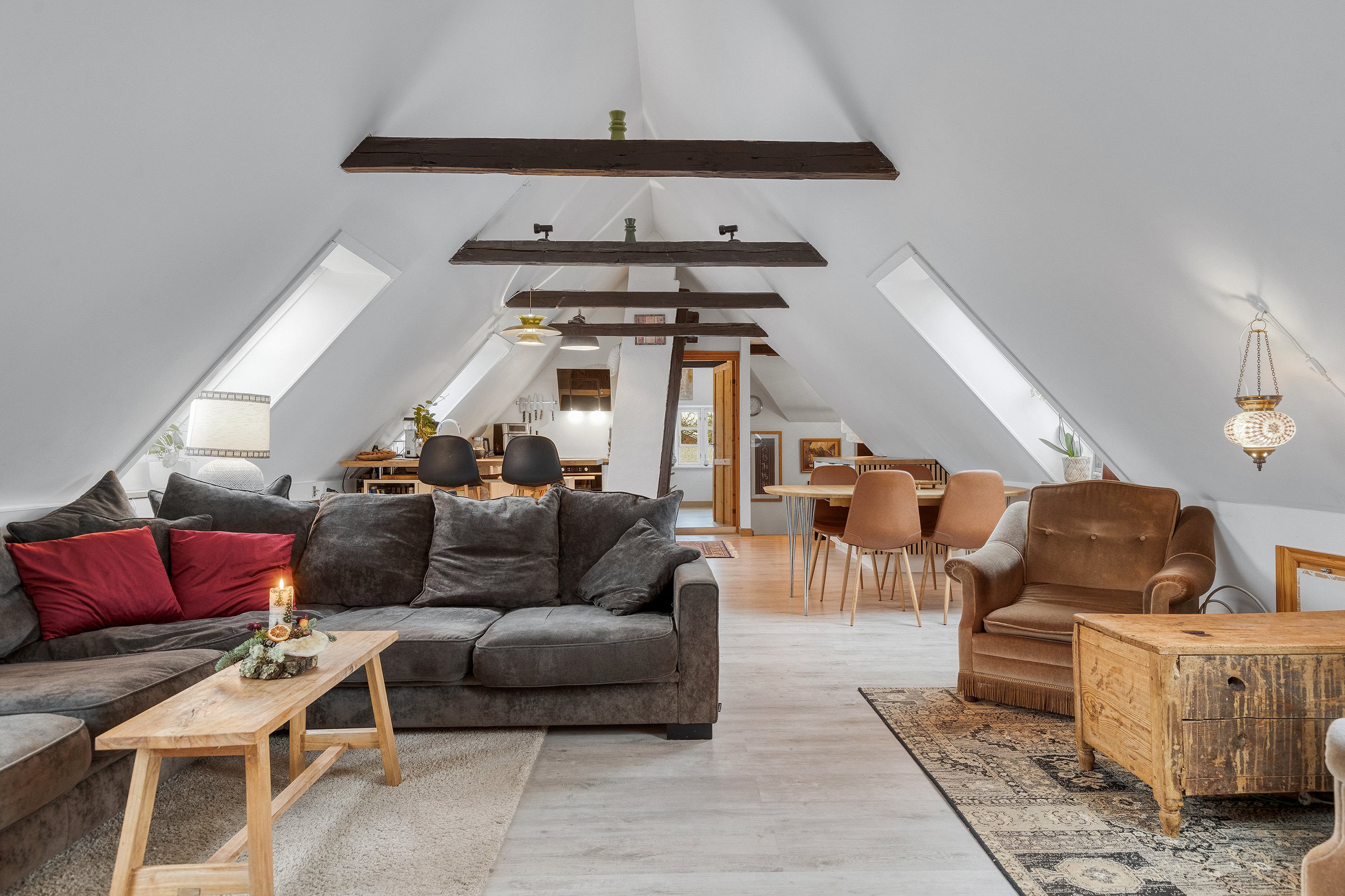 Fremhævet stue billede i fuldskærmstilstand. Billede af Østergaardsvej 9A, Dalby, 3630 Jægerspris