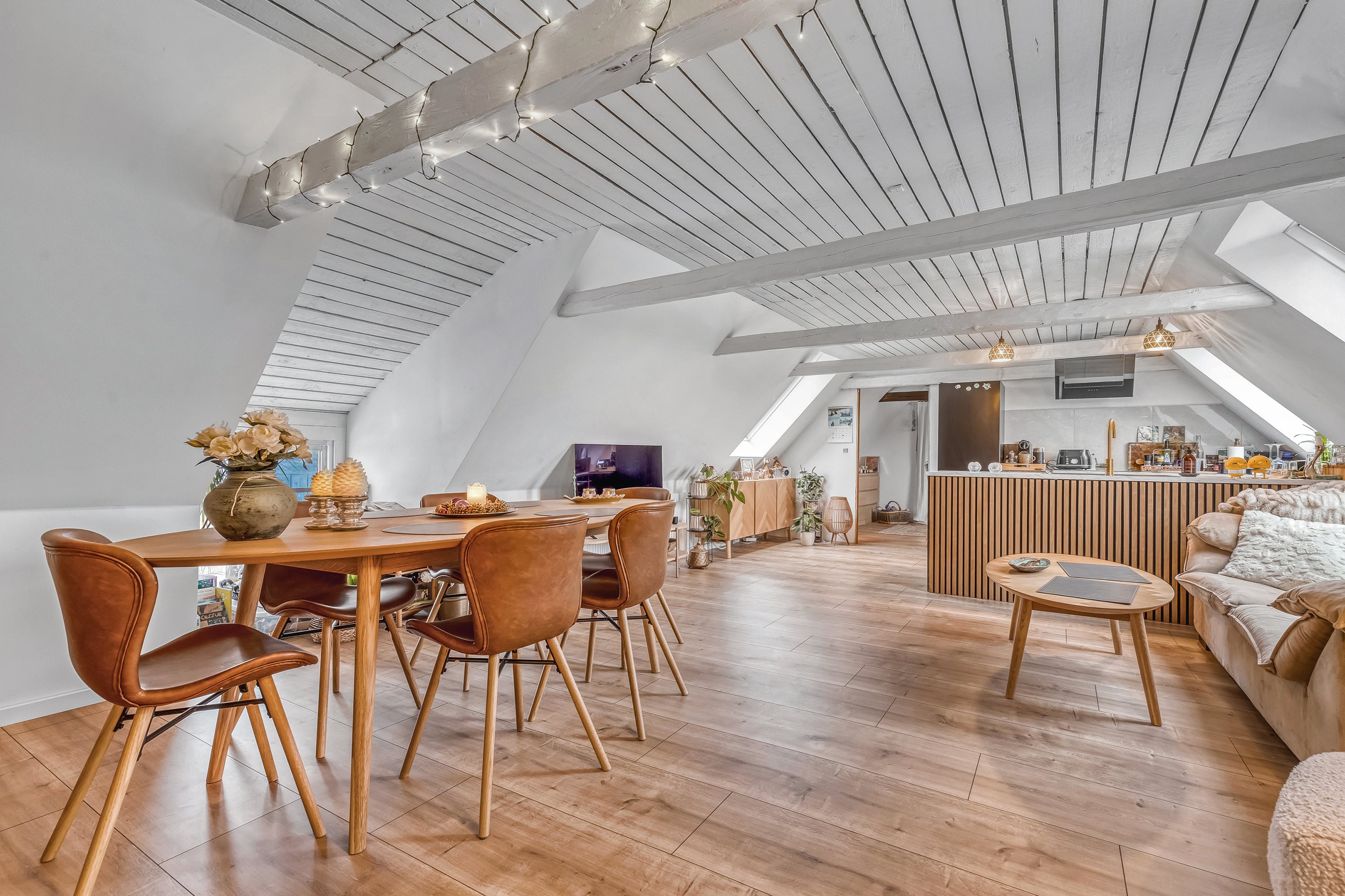 Fremhævet stue billede i fuldskærmstilstand. Billede af Østergaardsvej 9A, Dalby, 3630 Jægerspris