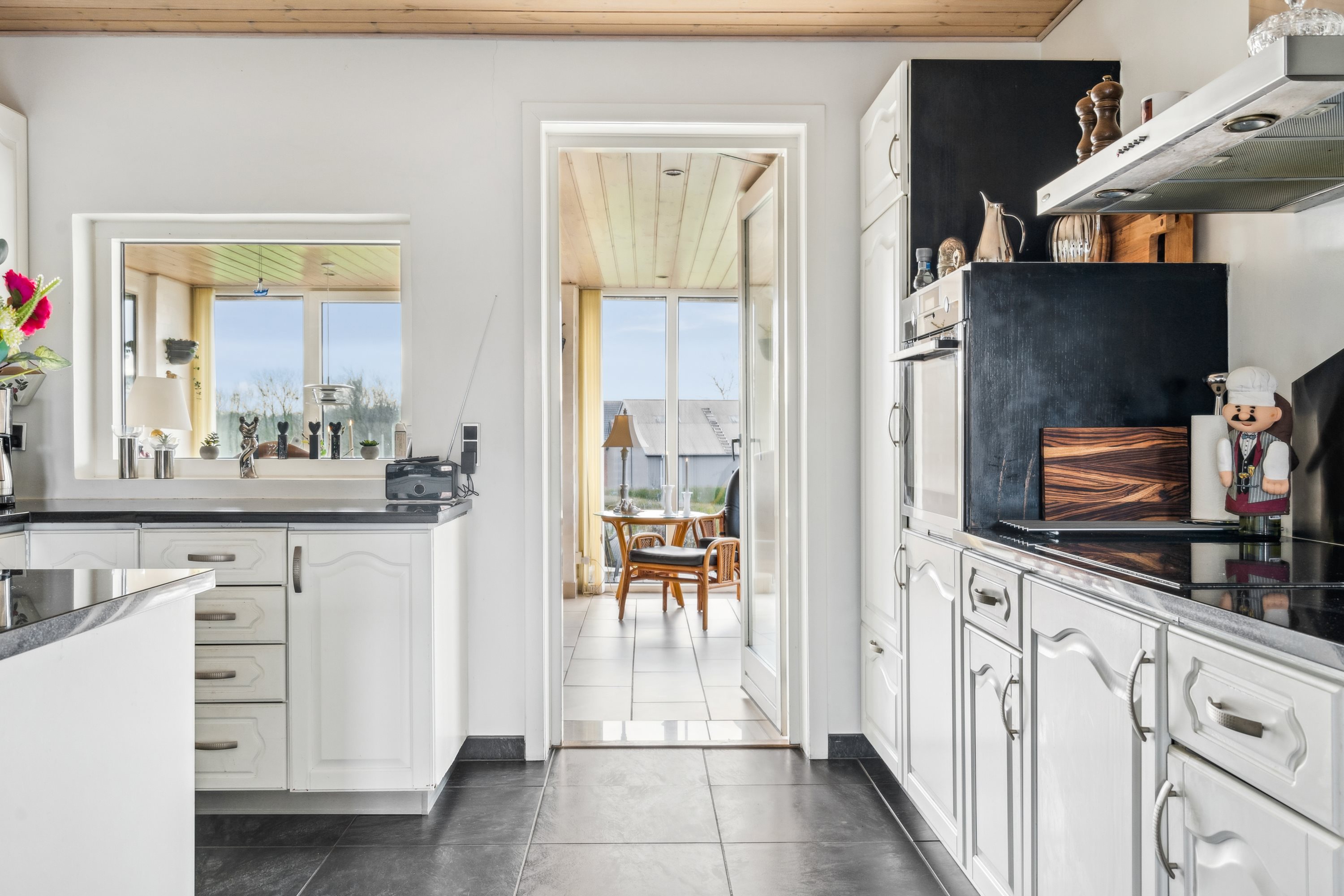 Fremhævet køkken billede i fuldskærmstilstand. Billede af Gl Hannerupvej 3, Hørby, 9500 Hobro