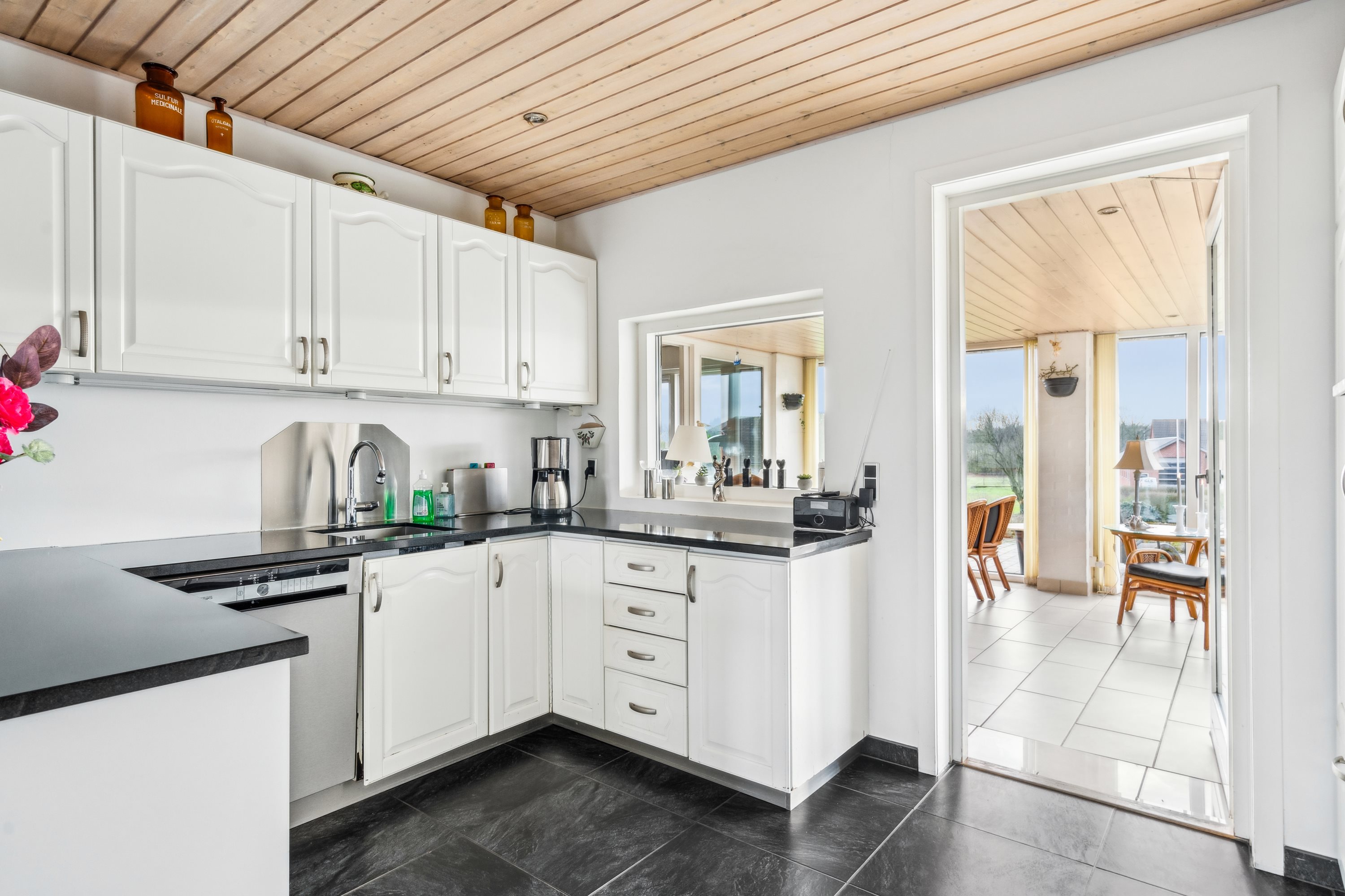 Fremhævet køkken billede i fuldskærmstilstand. Billede af Gl Hannerupvej 3, Hørby, 9500 Hobro