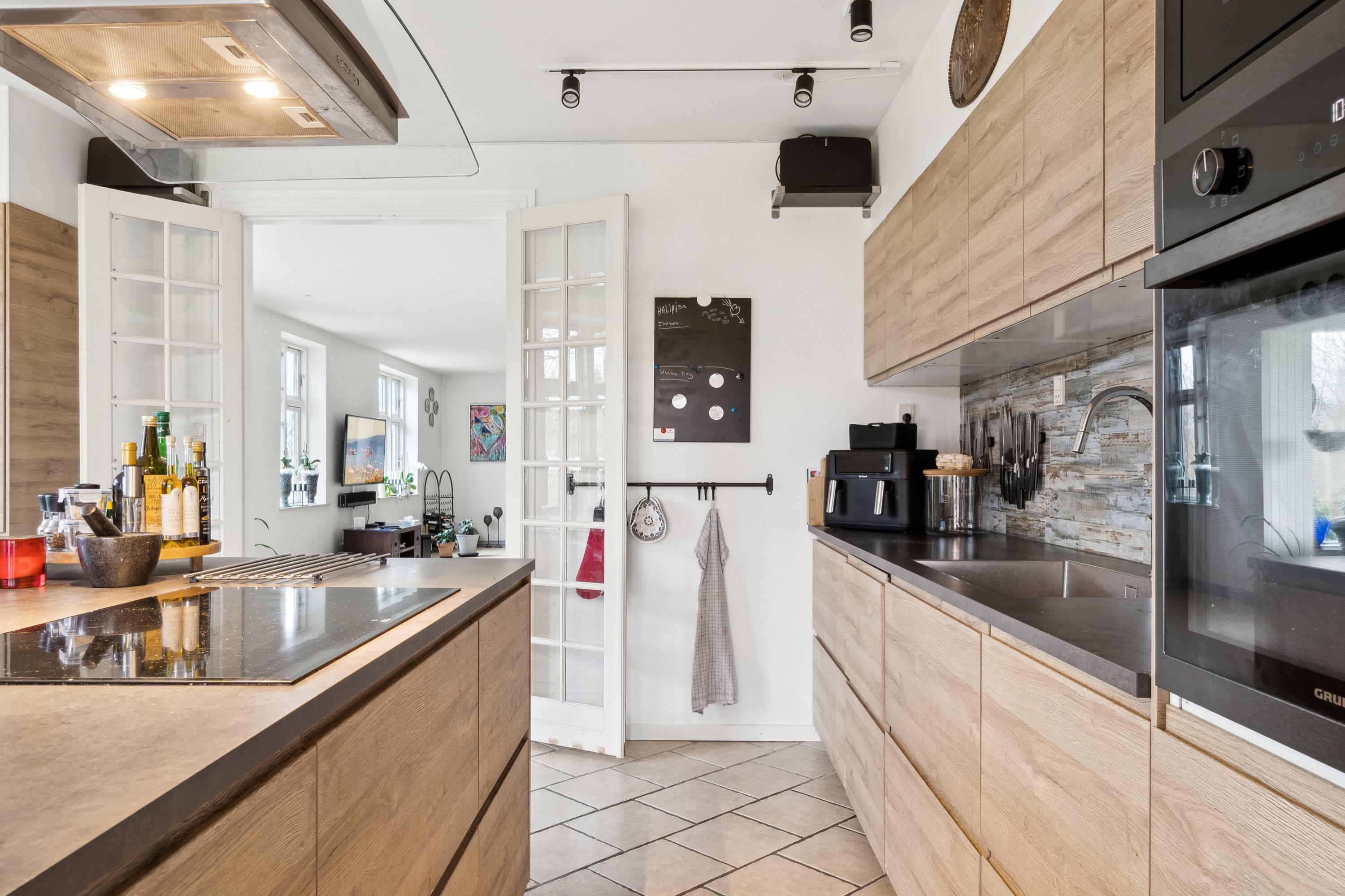 Fremhævet køkken billede i fuldskærmstilstand. Billede af Elledevej 44, 4400 Kalundborg