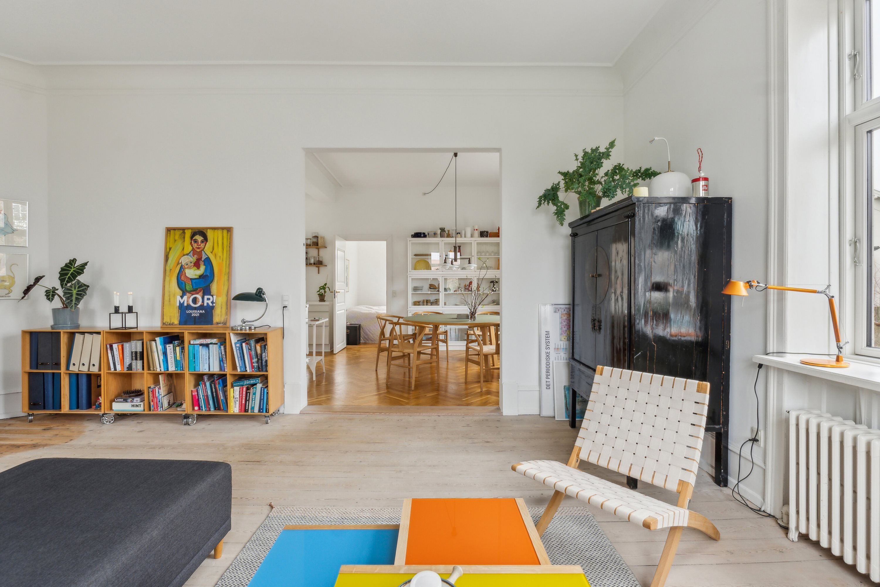 Fremhævet stue billede i fuldskærmstilstand. Billede af Brogårdsvej 3, st.., 2820 Gentofte