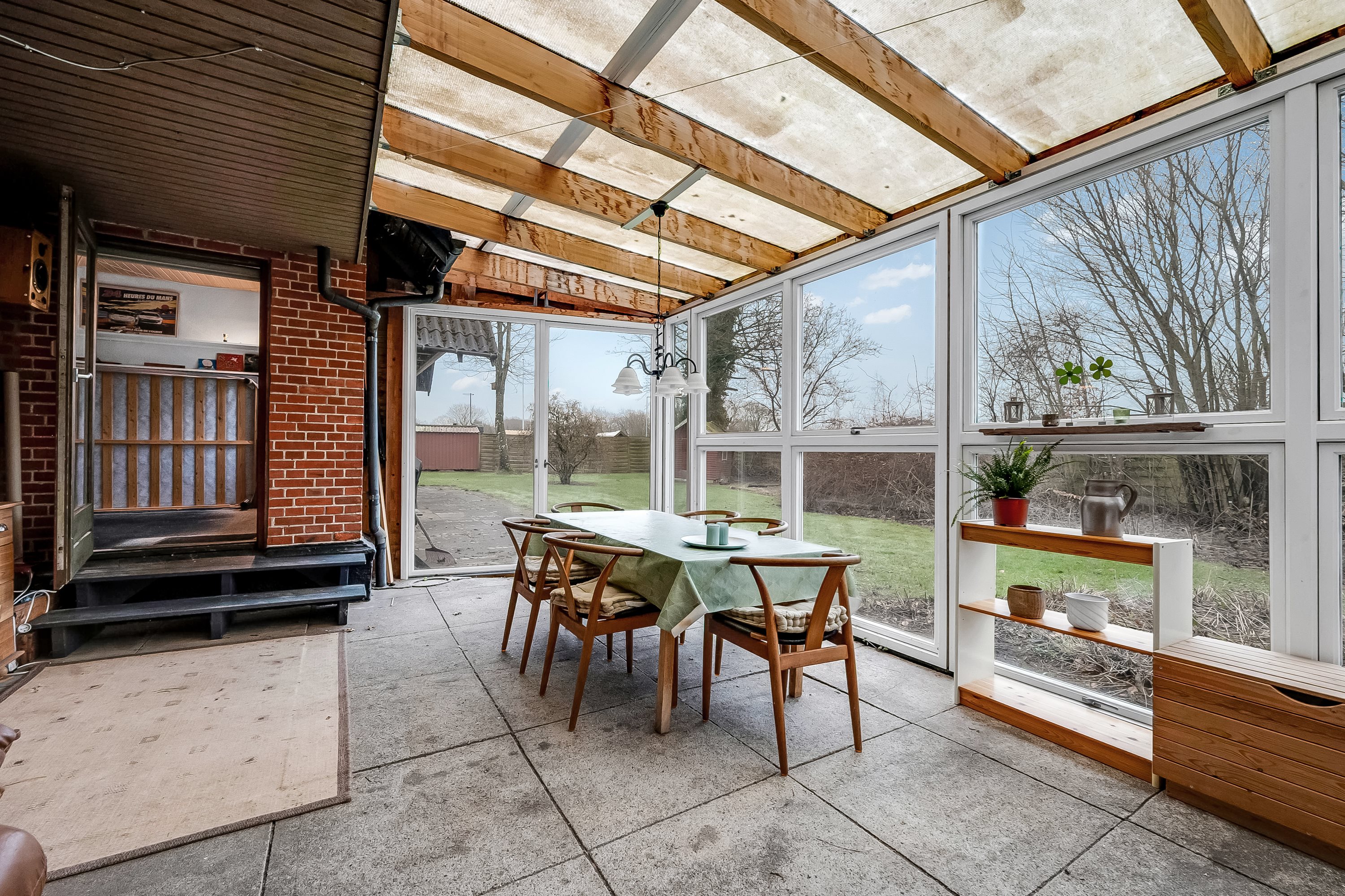 Fremhævet udestue billede i fuldskærmstilstand. Billede af Bygmarken 5, 6971 Spjald