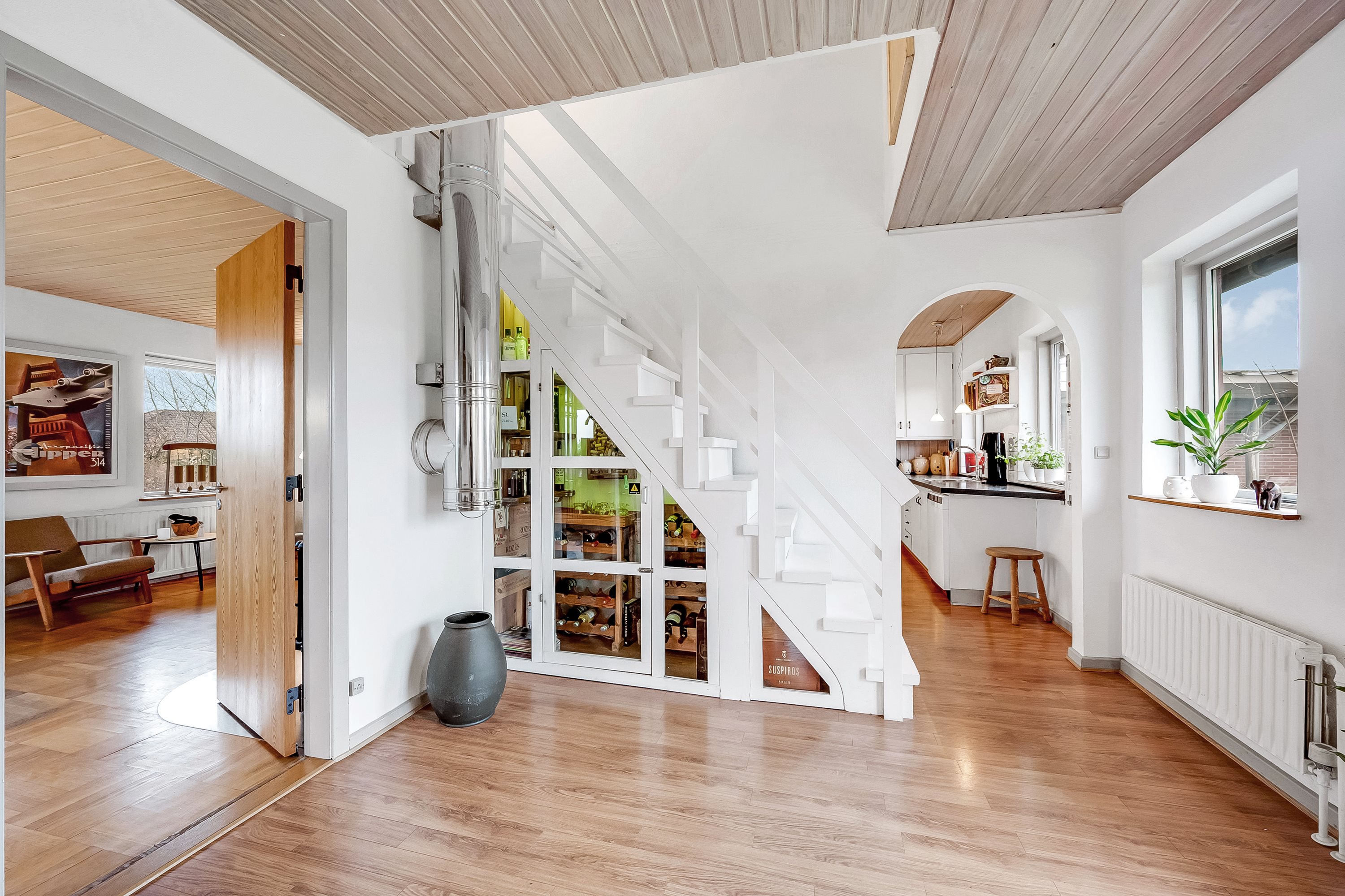 Fremhævet stue billede i fuldskærmstilstand. Billede af Bygmarken 5, 6971 Spjald