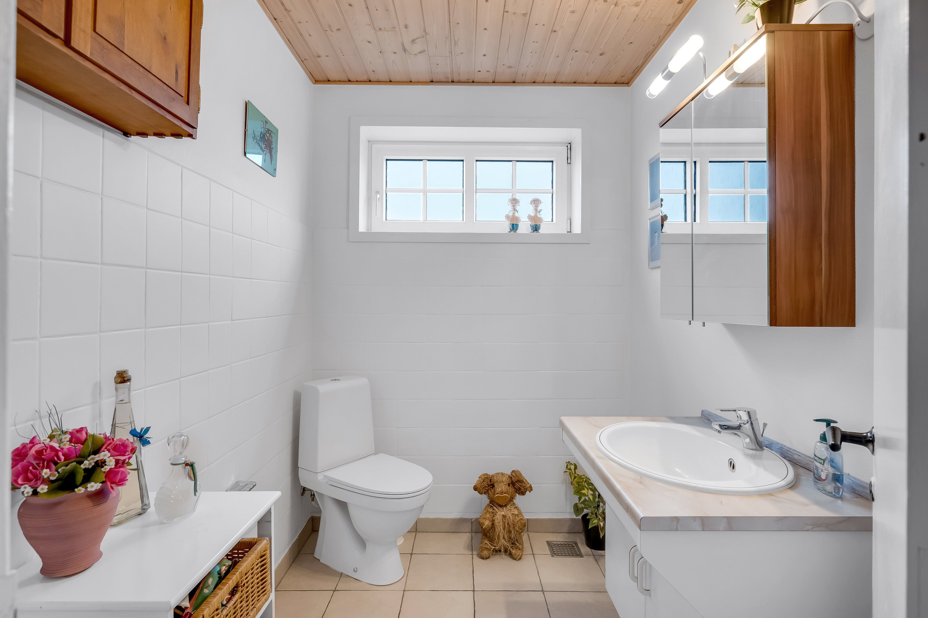 Fremhævet badeværelse billede i fuldskærmstilstand. Billede af Kannikhusvej 2, Bønderby, 6270 Tønder