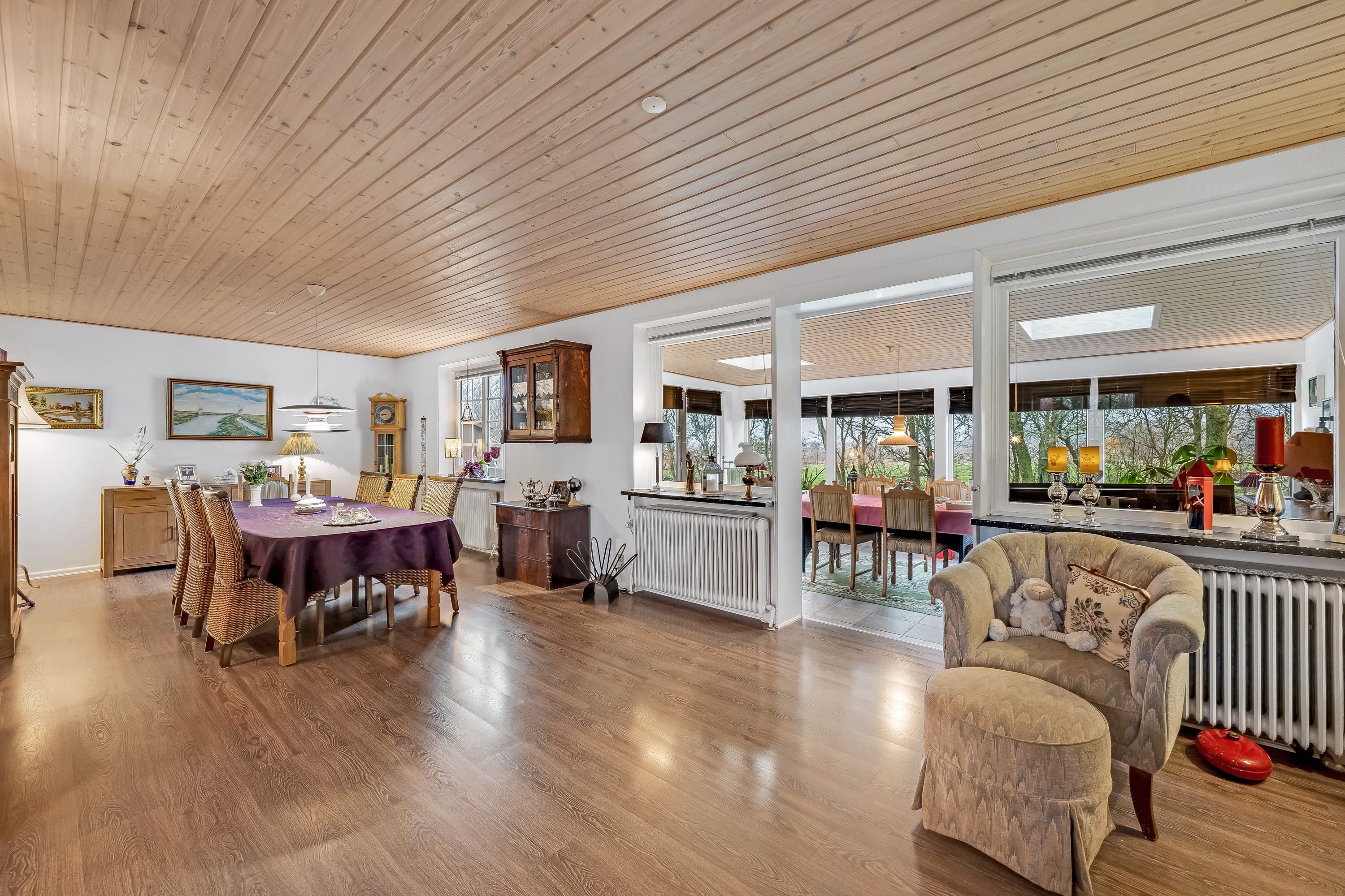 Fremhævet stue billede i fuldskærmstilstand. Billede af Kannikhusvej 2, Bønderby, 6270 Tønder