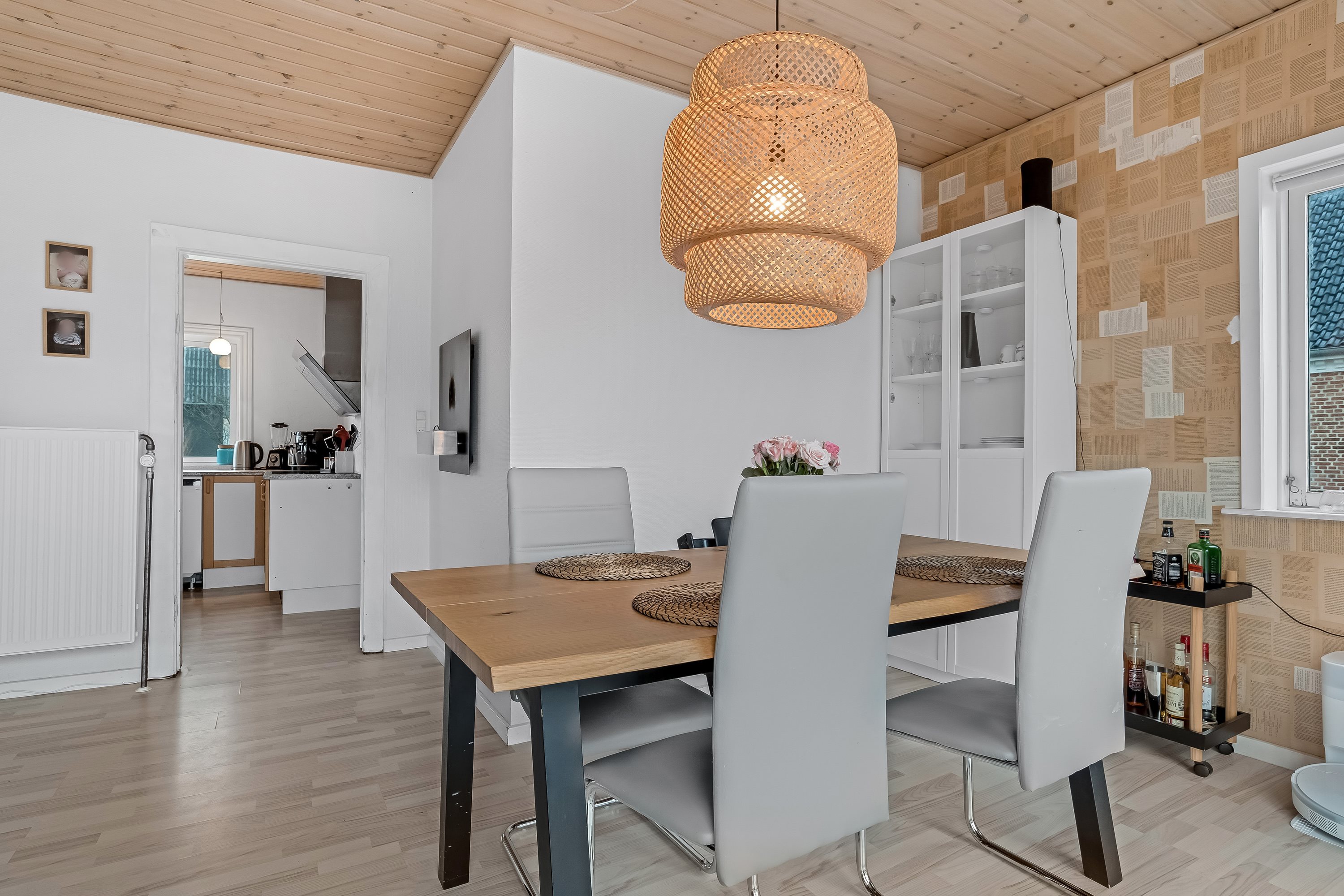 Fremhævet stue billede i fuldskærmstilstand. Billede af Skjernvej 44, 7500 Holstebro