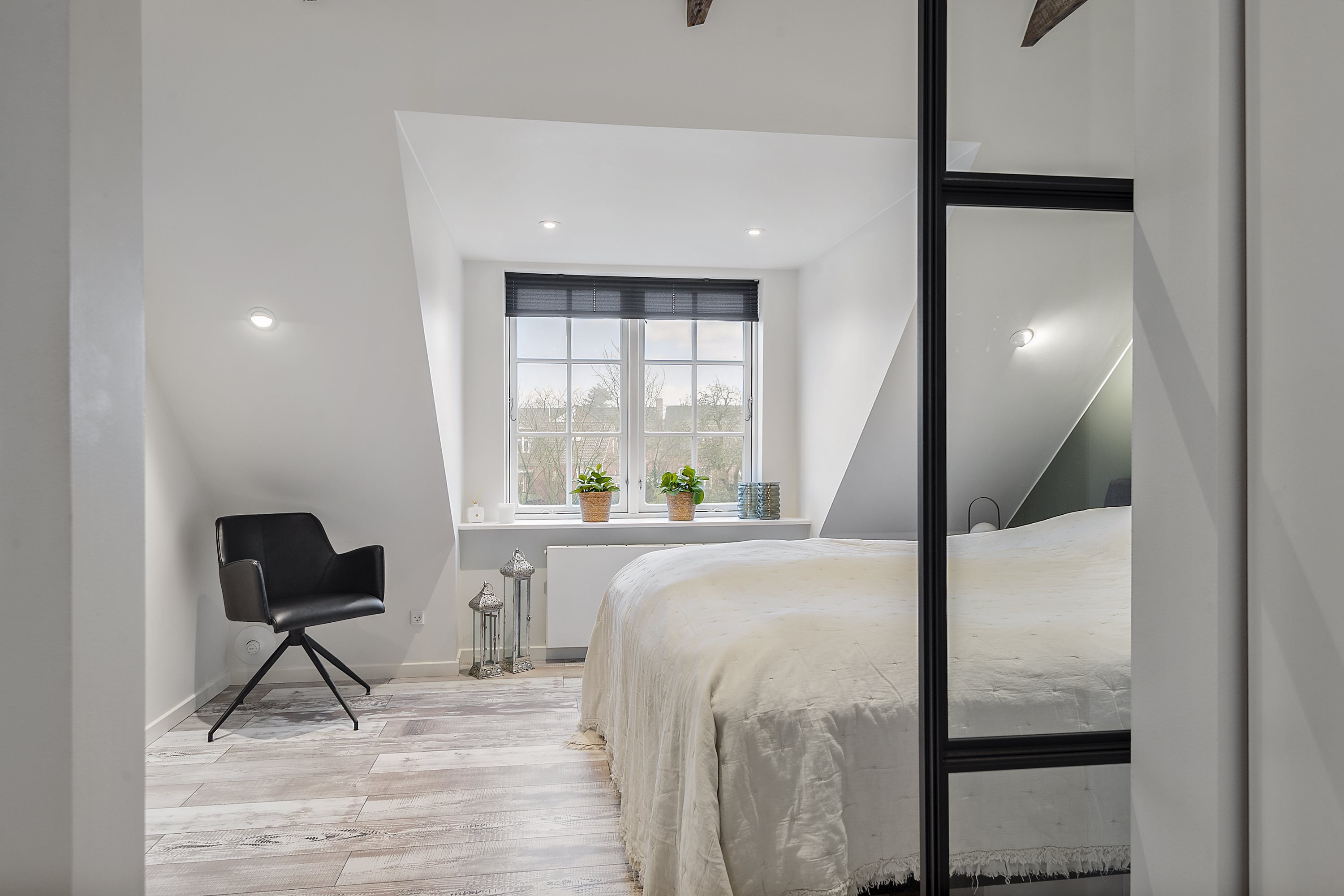 Fremhævet soveværelse billede i fuldskærmstilstand. Billede af Sophievej 6, 6700 Esbjerg