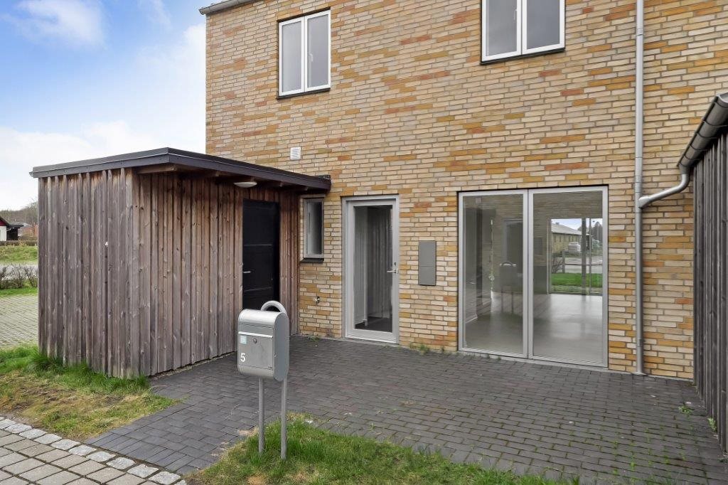 Fremhævet  billede i fuldskærmstilstand. Billede af Lindvedhave 69, Lindved, 5260 Odense S