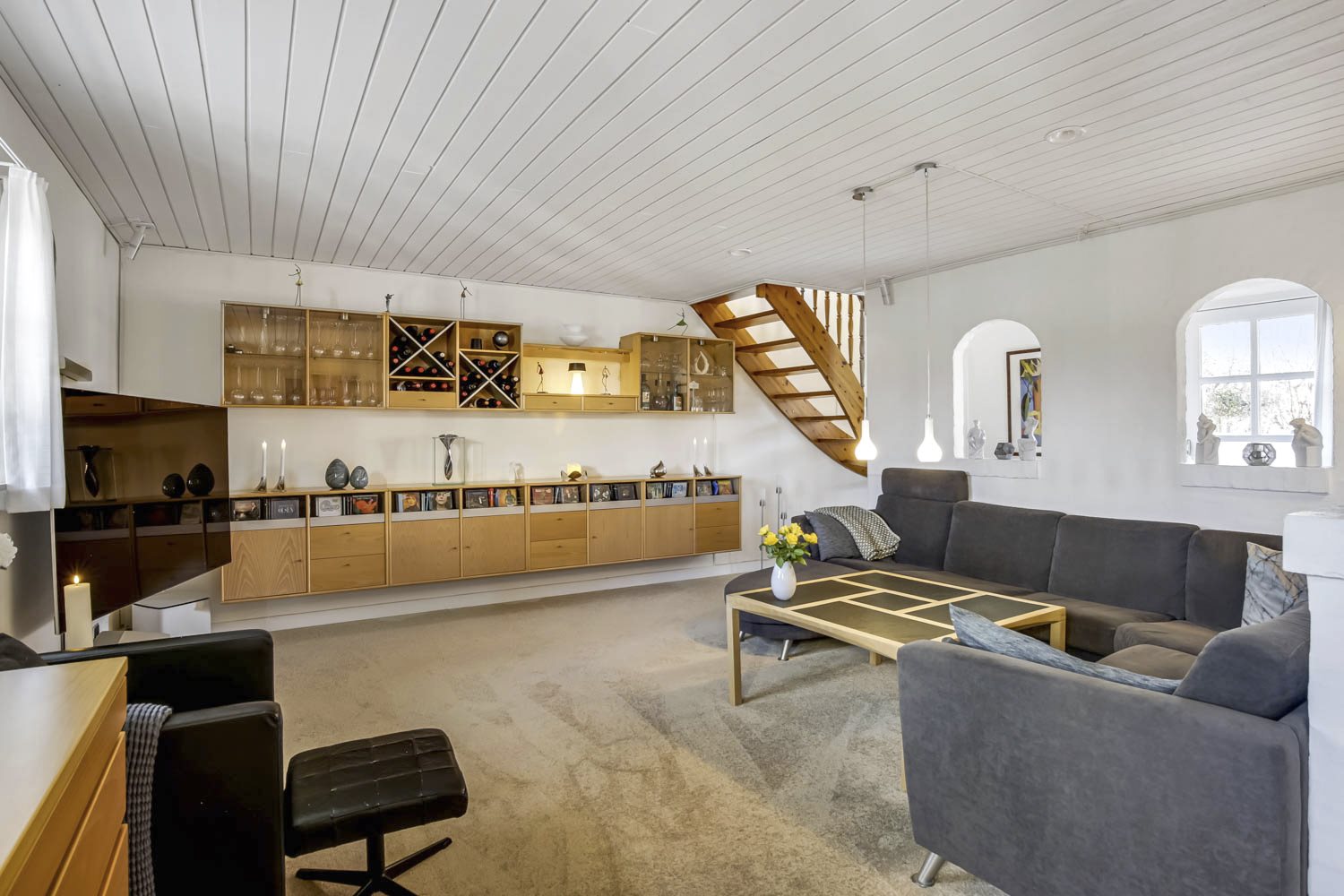 Fremhævet stue billede i fuldskærmstilstand. Billede af Søgårdsvej 10, Tåstrup, 8410 Rønde