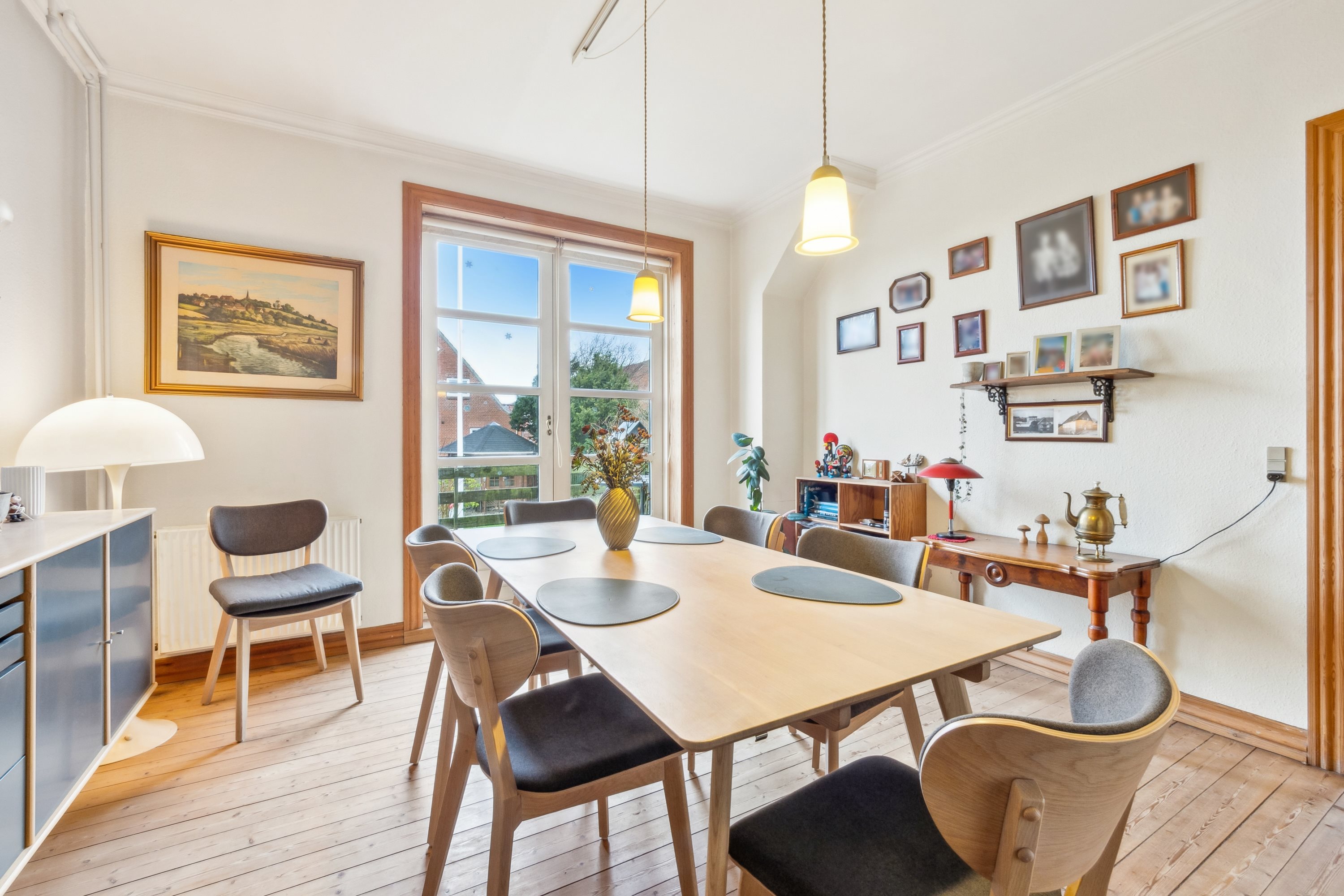 Fremhævet spisestue billede i fuldskærmstilstand. Billede af Holstebrovej 22, 7800 Skive