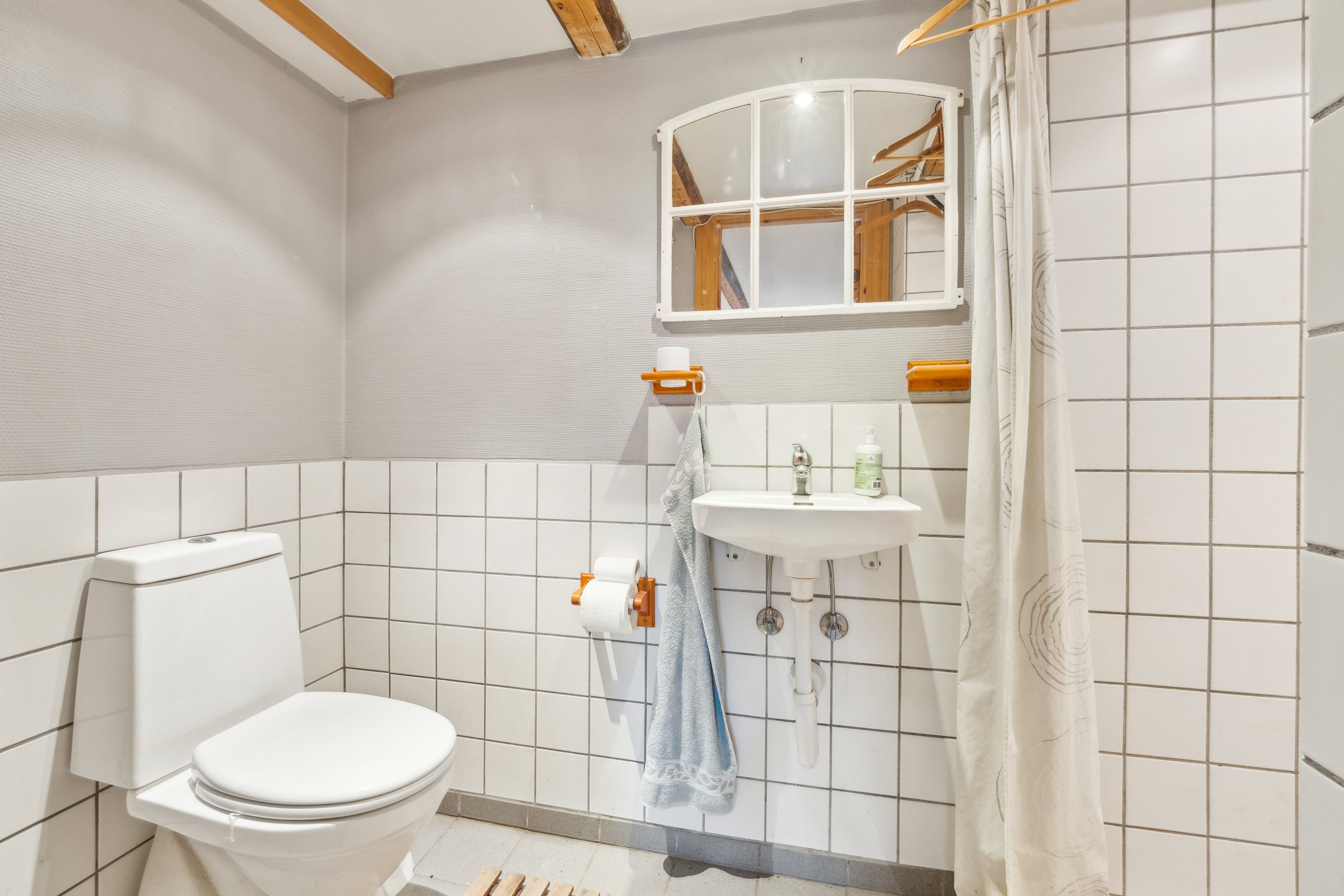 Fremhævet badeværelse billede i fuldskærmstilstand. Billede af Holstebrovej 22, 7800 Skive