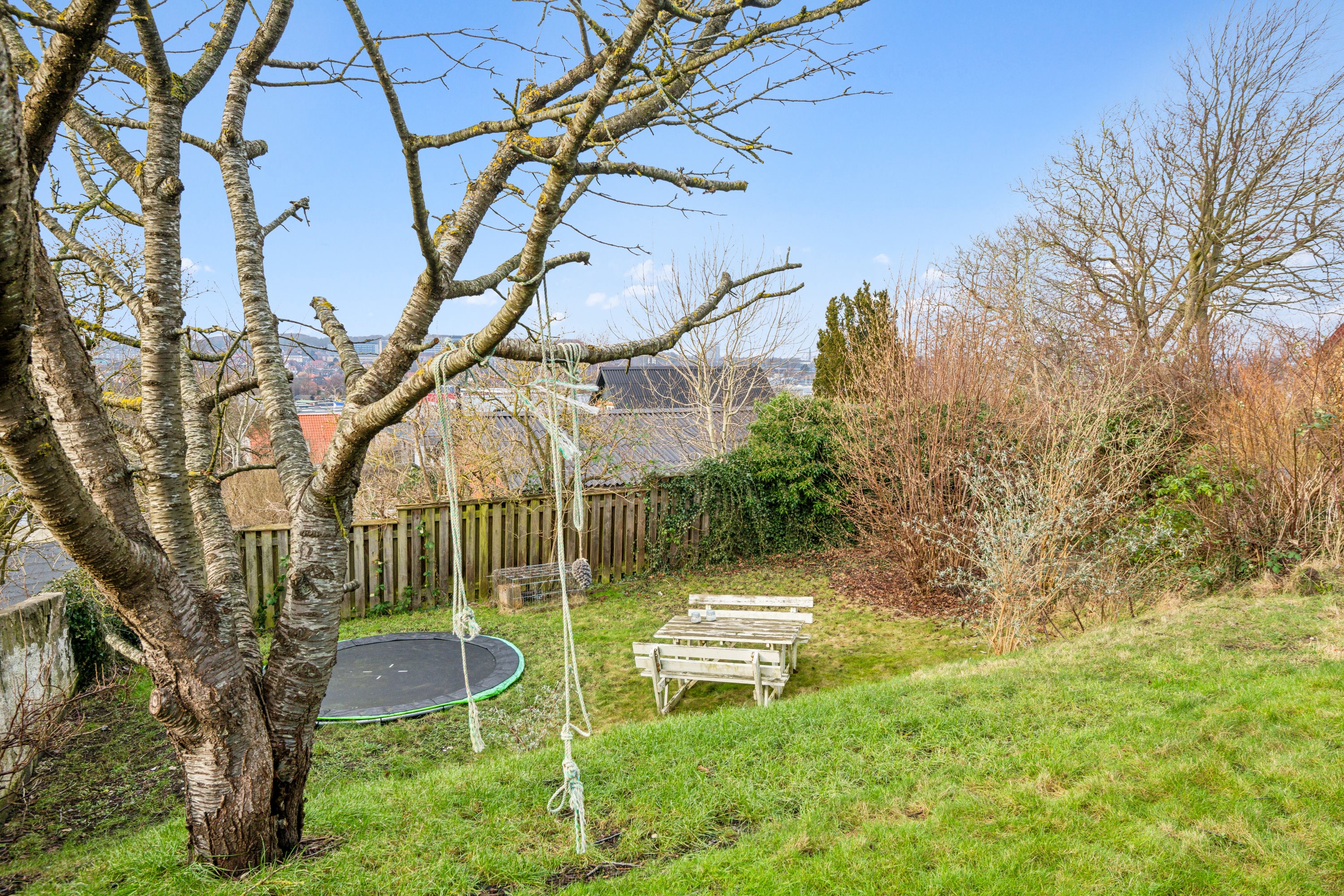 Fremhævet have billede i fuldskærmstilstand. Billede af Vibevej 12, 9000 Aalborg