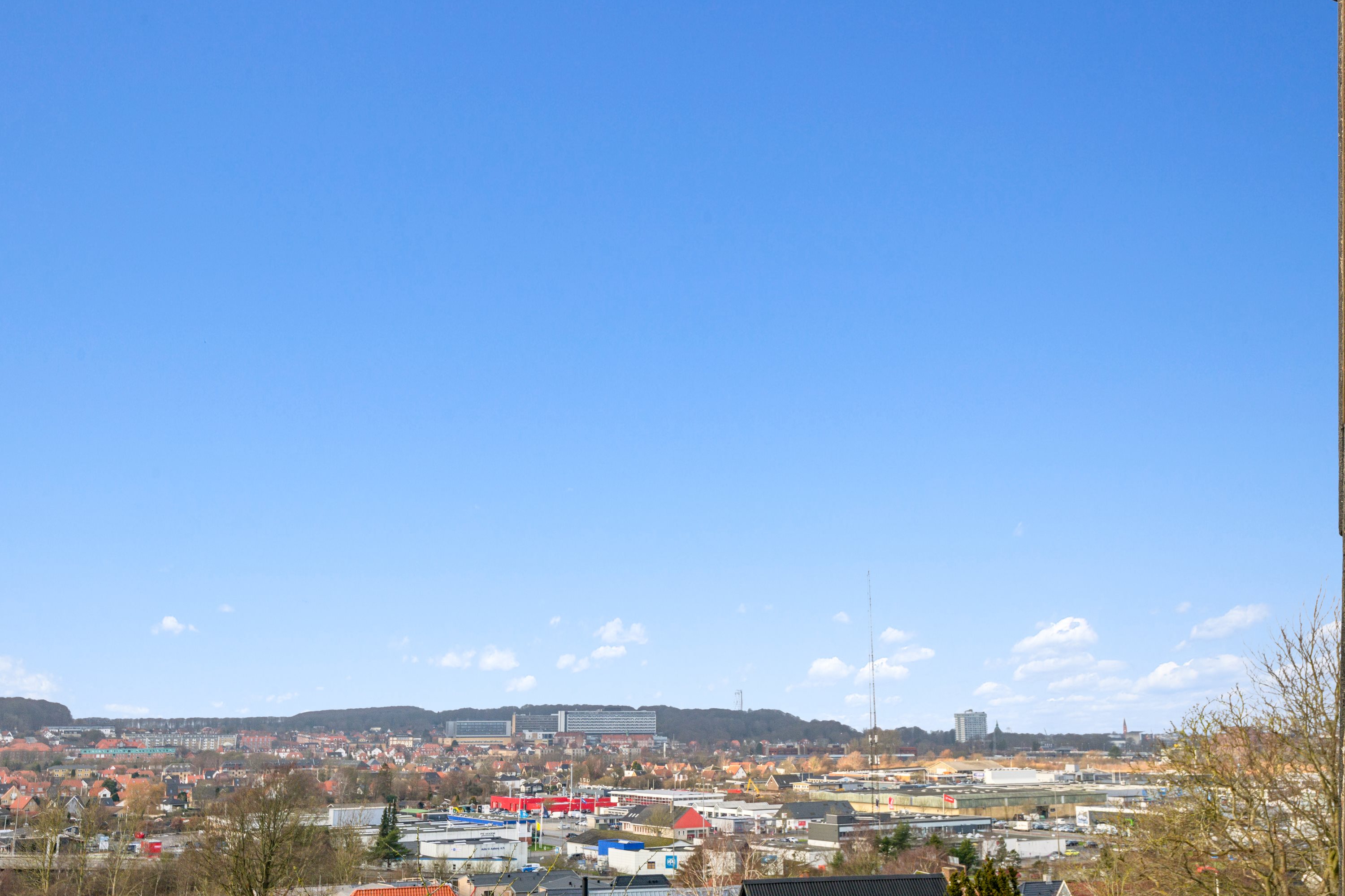 Fremhævet udsigt billede i fuldskærmstilstand. Billede af Vibevej 12, 9000 Aalborg