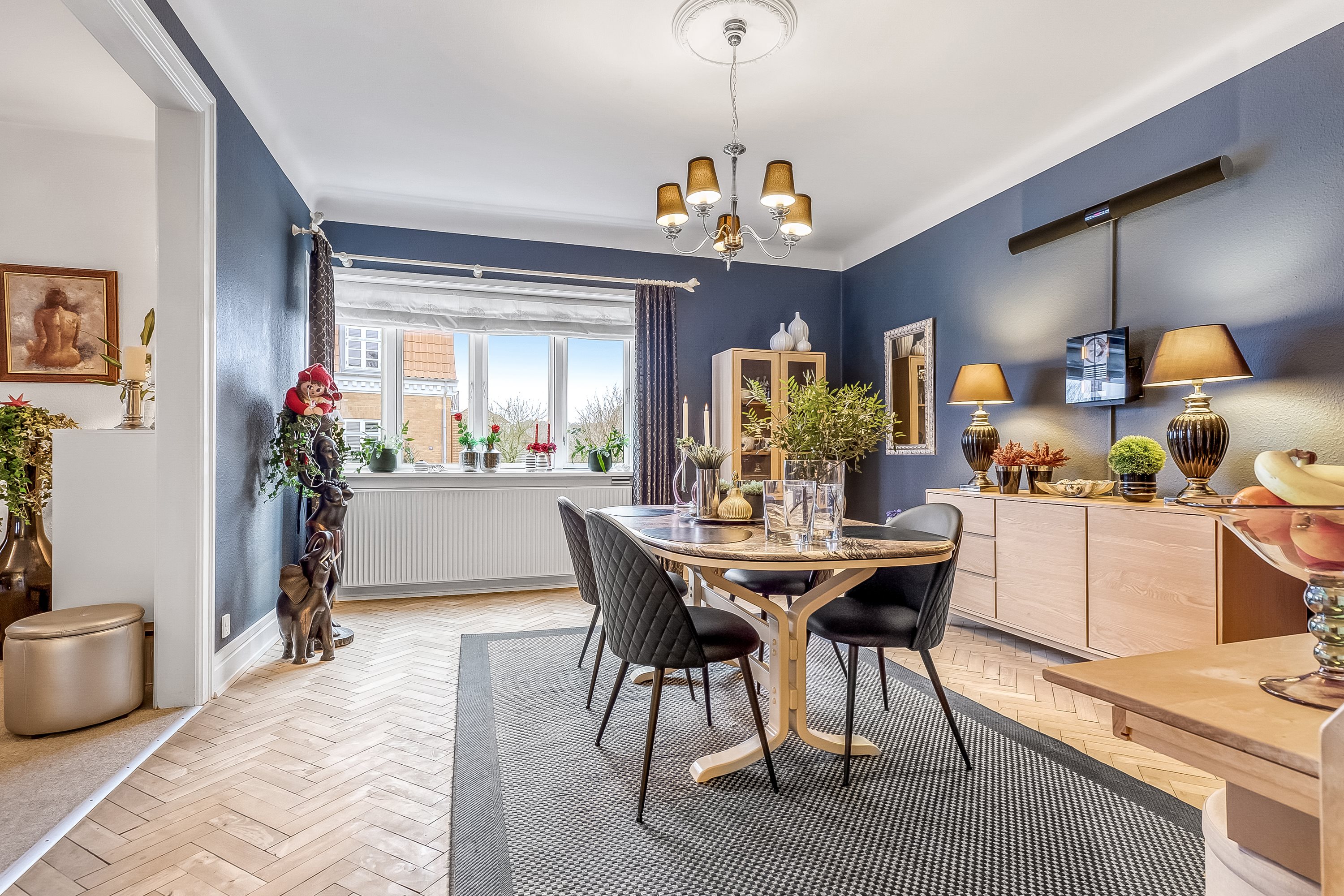 Fremhævet stue billede i fuldskærmstilstand. Billede af Stampesvej 53, Mølholm, 7100 Vejle