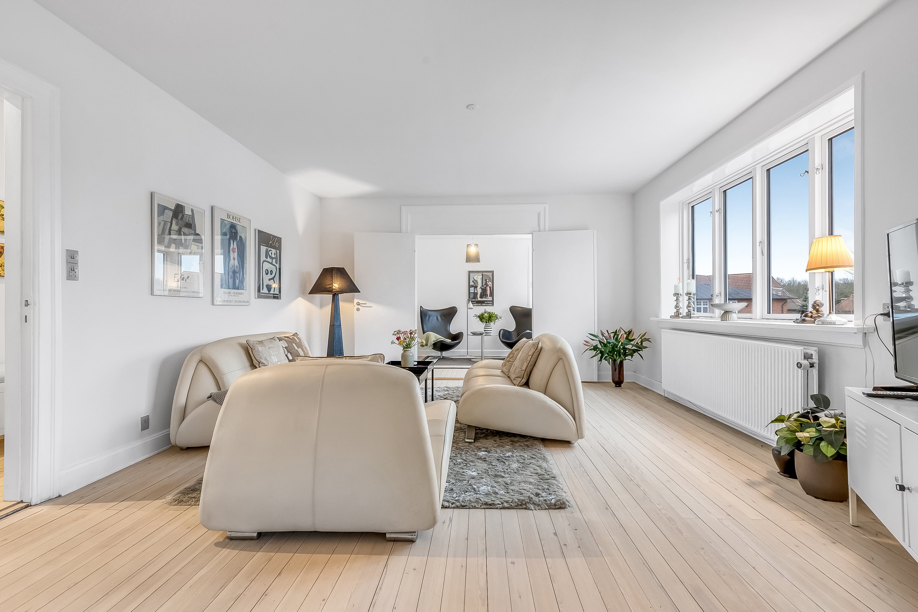 Fremhævet stue billede i fuldskærmstilstand. Billede af Stampesvej 53, Mølholm, 7100 Vejle