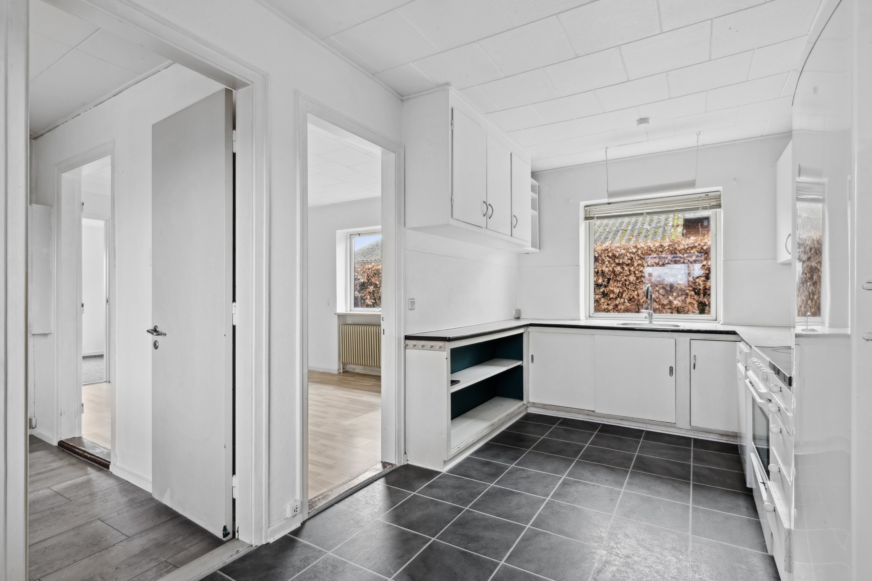 Fremhævet køkken billede i fuldskærmstilstand. Billede af Munkeparken 9, Vester Åby, 5600 Faaborg