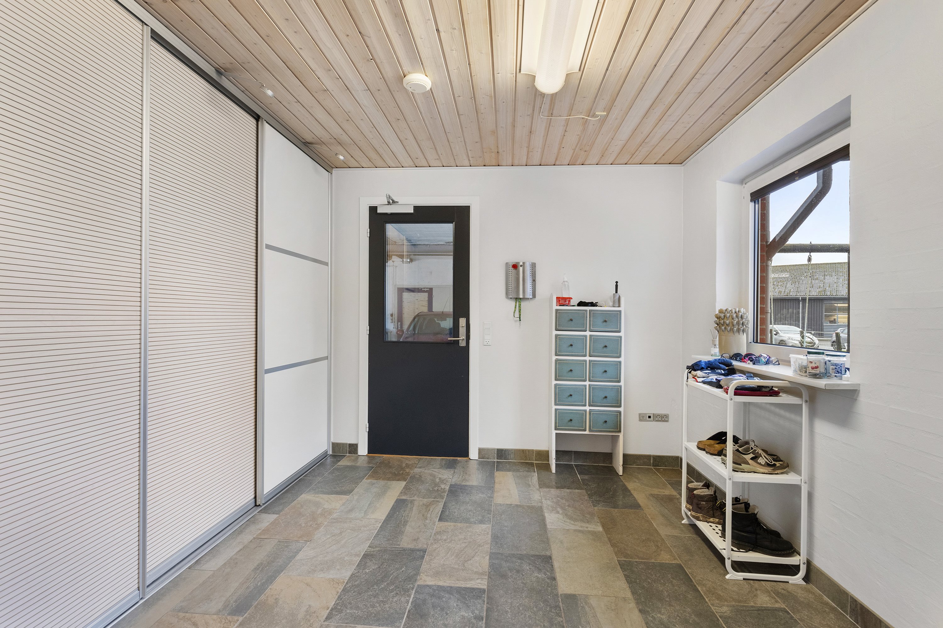 Fremhævet entré billede i fuldskærmstilstand. Billede af Østergade 5, Østrup, 9600 Aars