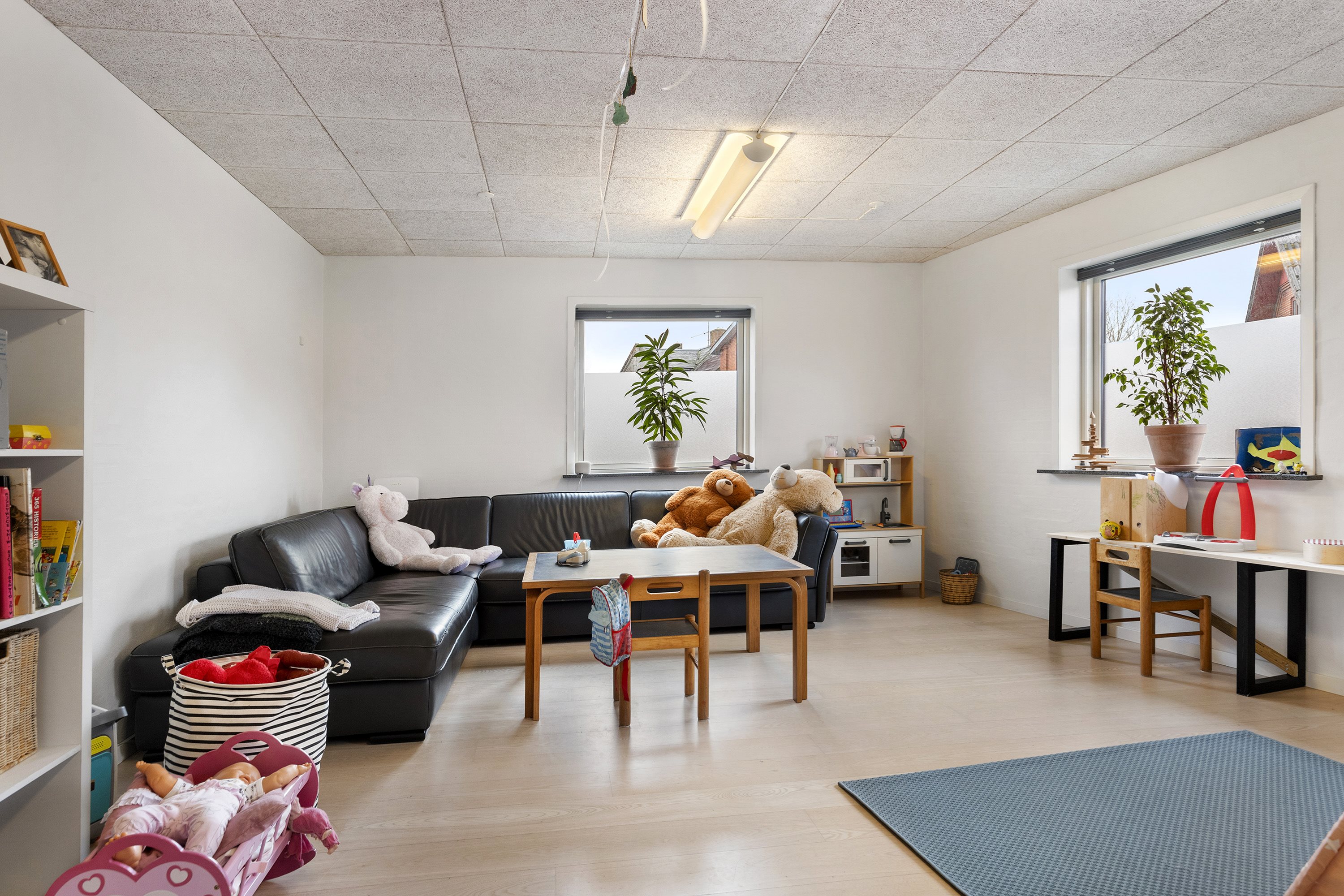 Fremhævet stue billede i fuldskærmstilstand. Billede af Østergade 5, Østrup, 9600 Aars