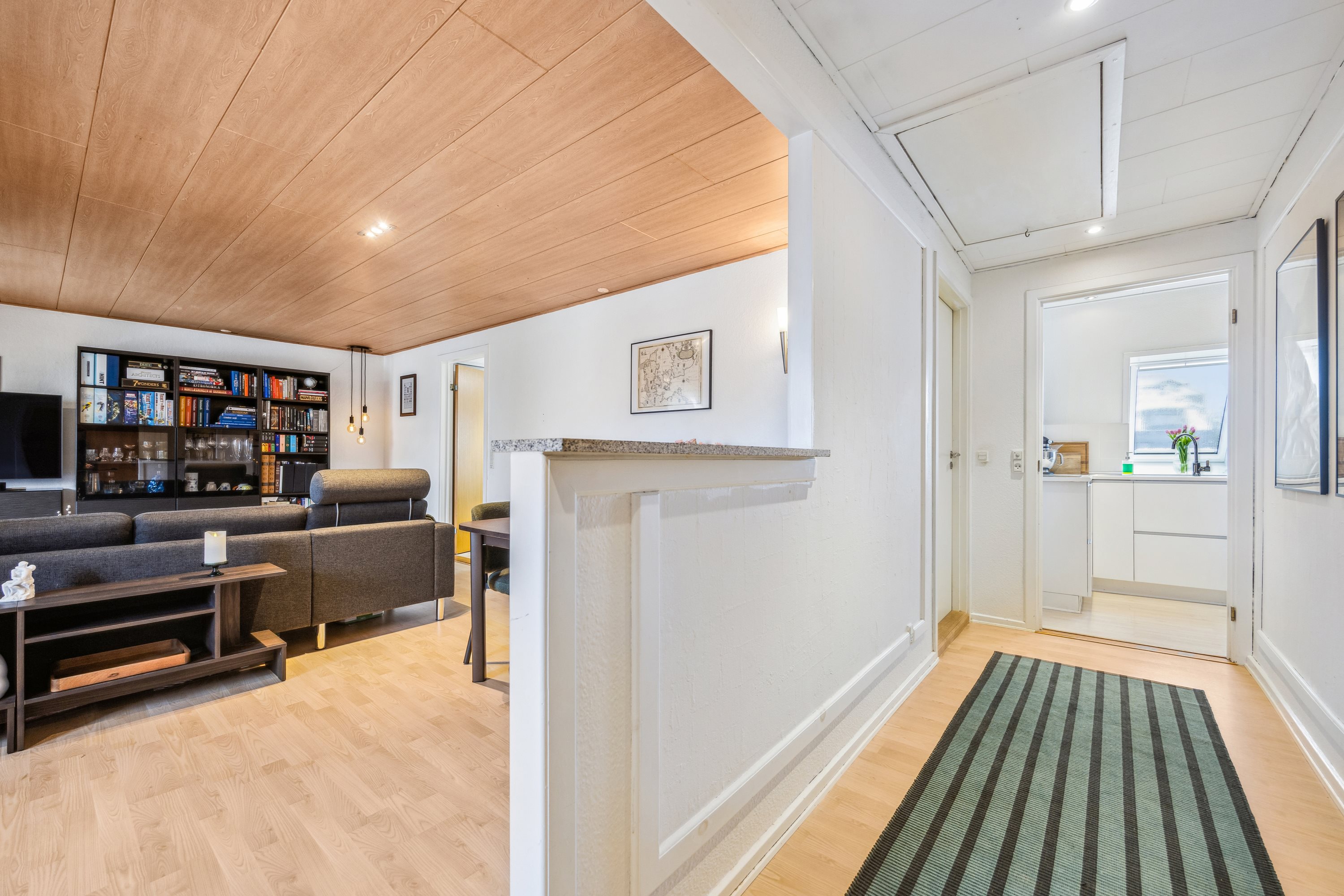 Fremhævet værelse billede i fuldskærmstilstand. Billede af Vestergade 41C, 2. th., 9400 Nørresundby