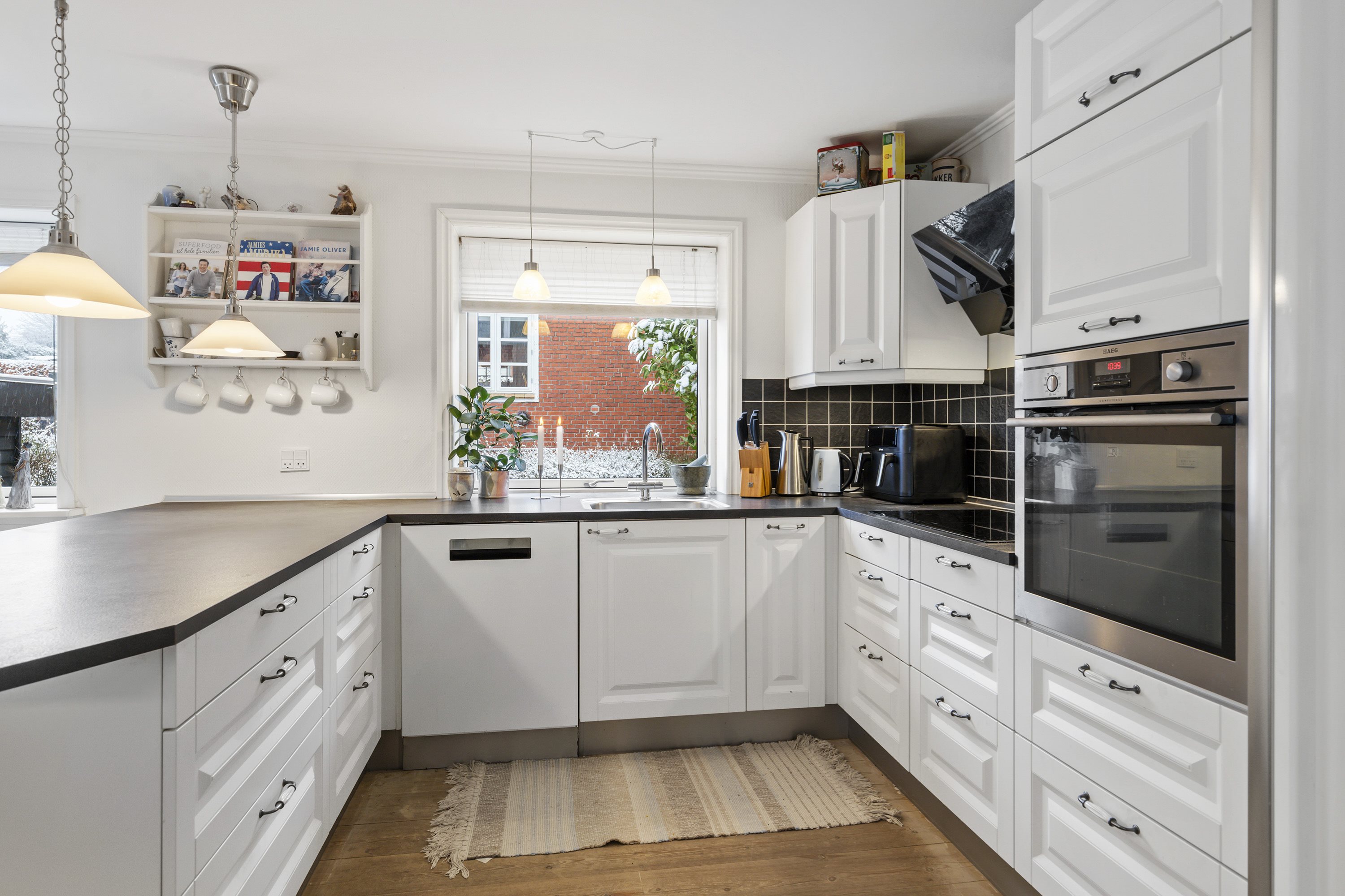 Fremhævet køkken billede i fuldskærmstilstand. Billede af Møllevej 48, 9800 Hjørring