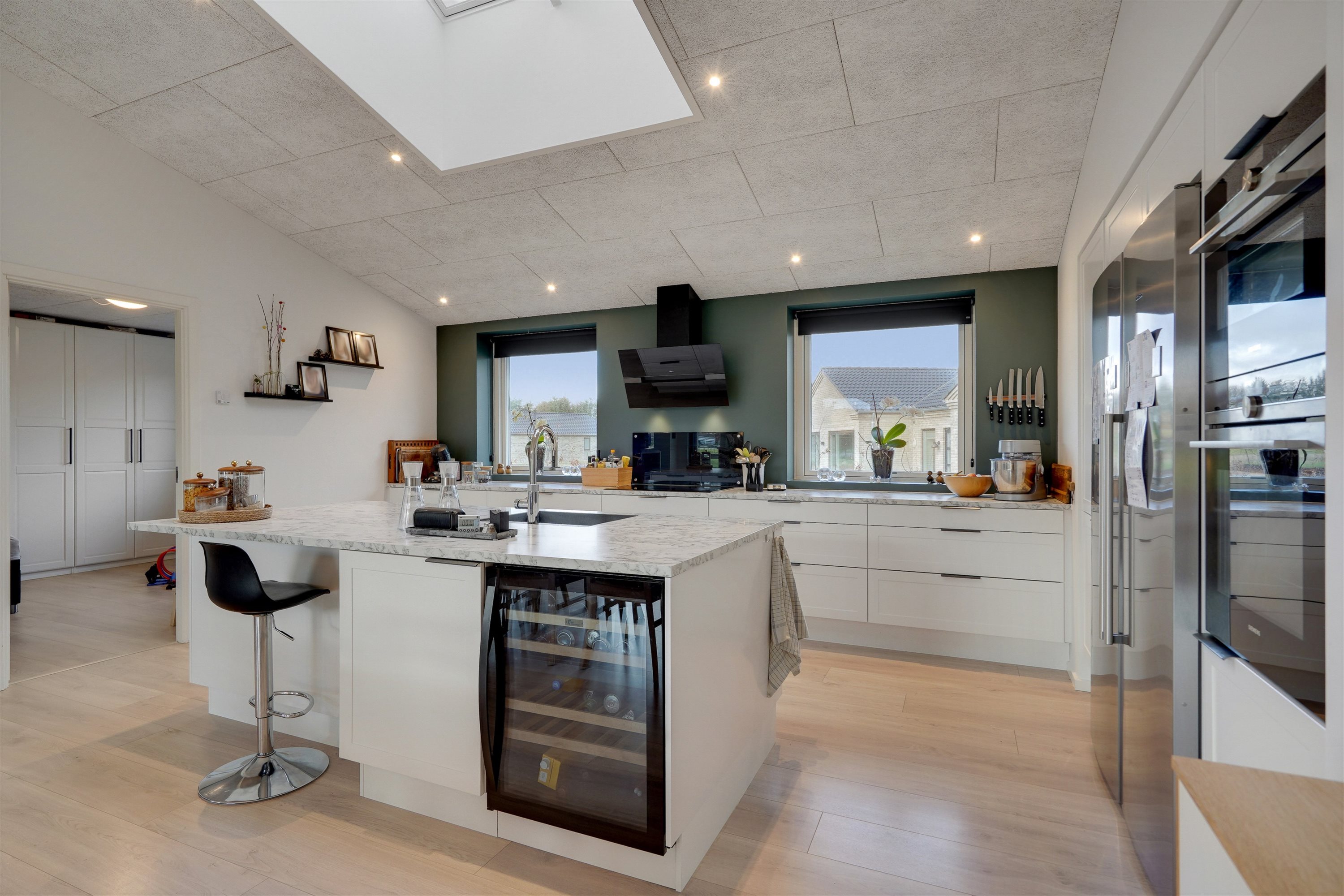 Miniaturebillede 1: køkken alrum. Billede af Søndertoften 73, 6800 Varde