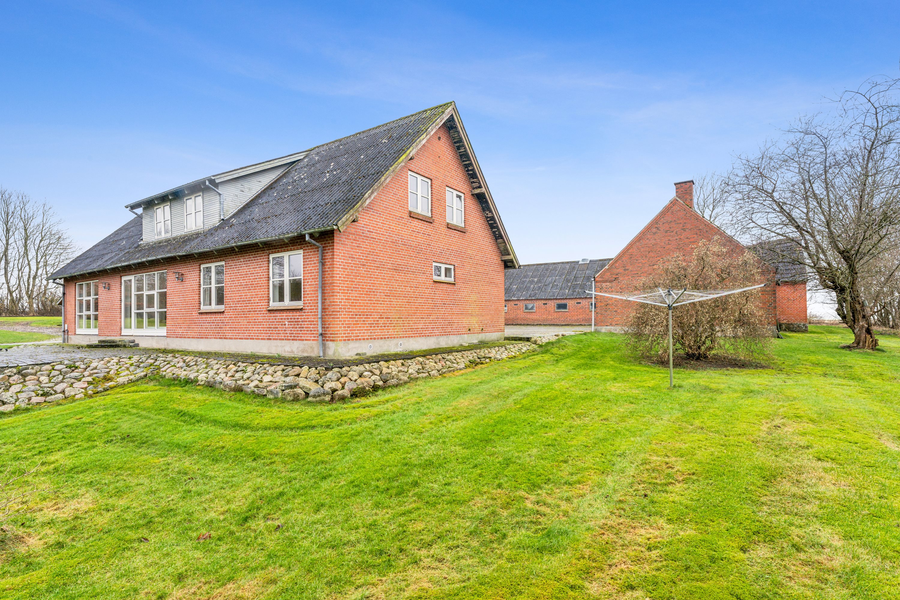 Miniaturebillede 1: ejendom 1. Billede af Nøddelundvej 26, 8850 Bjerringbro