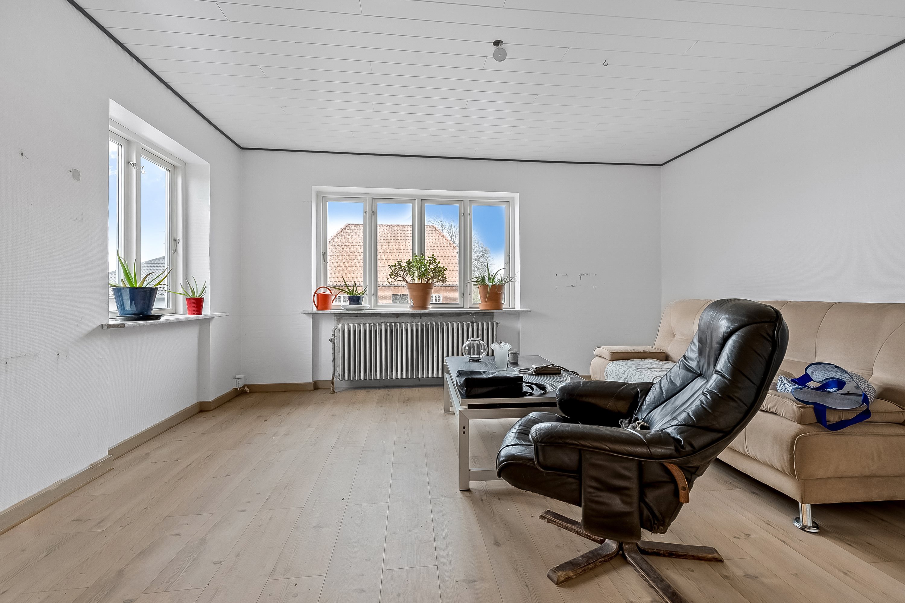 Fremhævet stue billede i fuldskærmstilstand. Billede af Poul Møllers Vej 22, 6000 Kolding