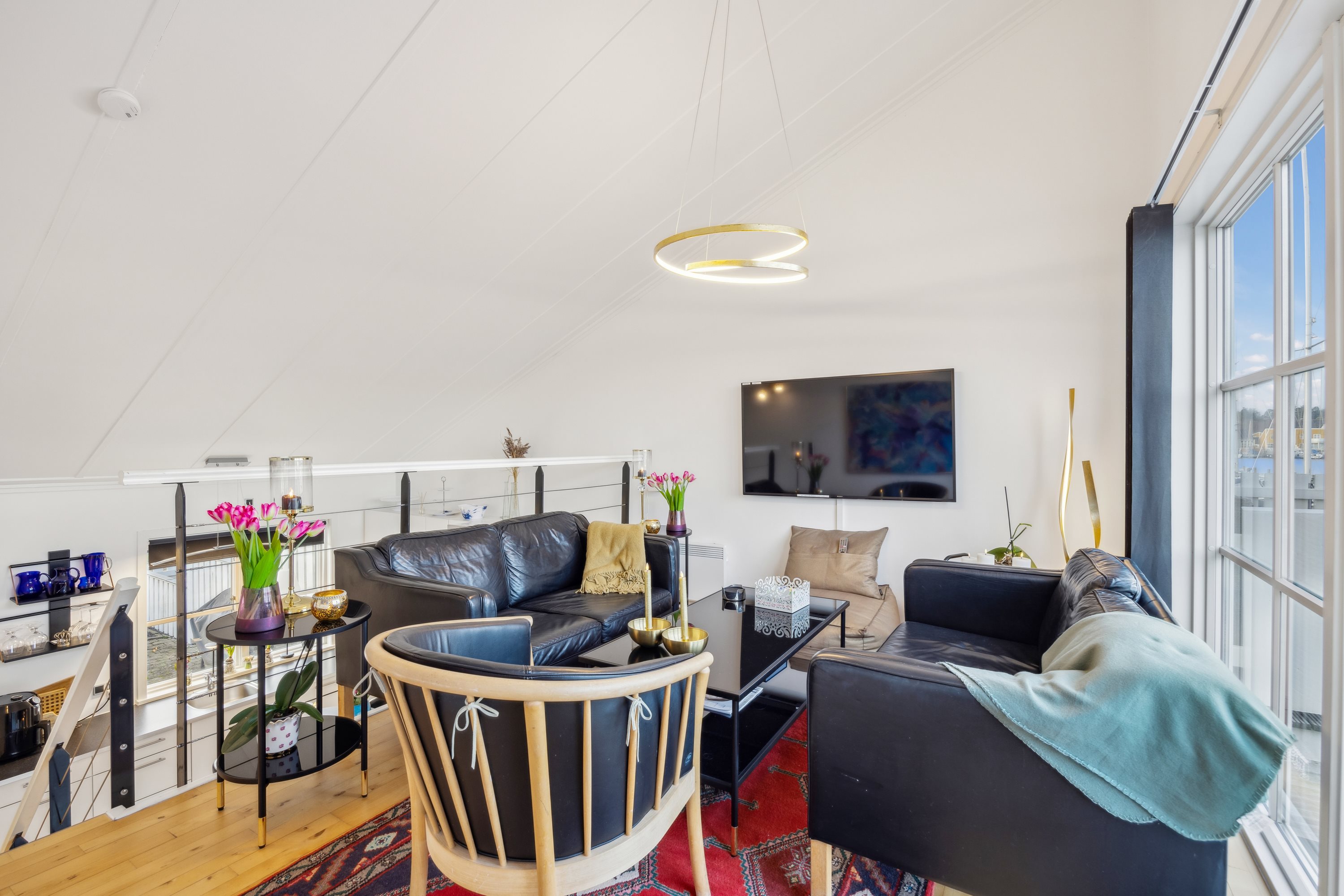 Fremhævet stue billede i fuldskærmstilstand. Billede af Øerkrogvejen 2, 256., 8400 Ebeltoft