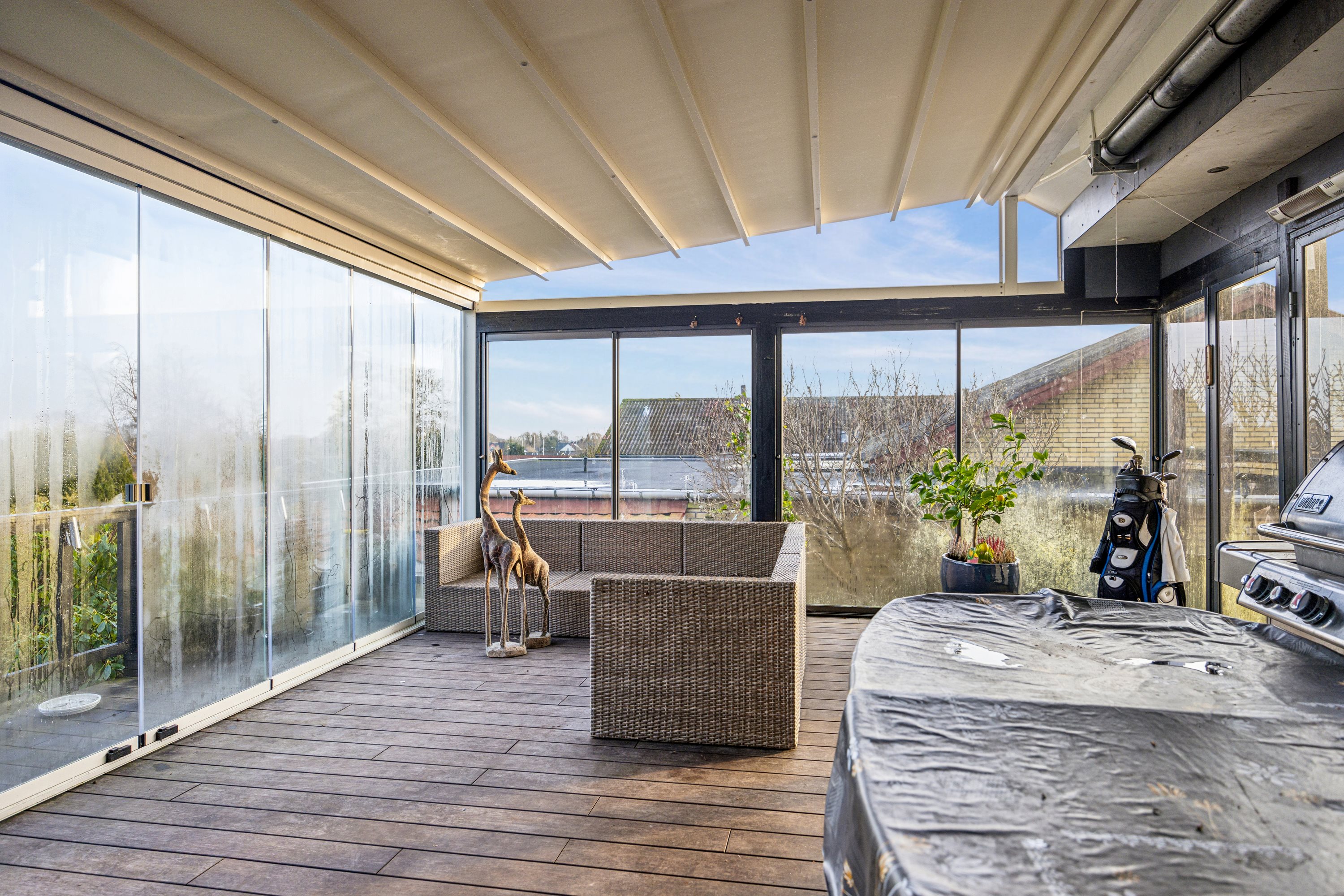 Fremhævet udestue billede i fuldskærmstilstand. Billede af Kastanievej 7, 9460 Brovst