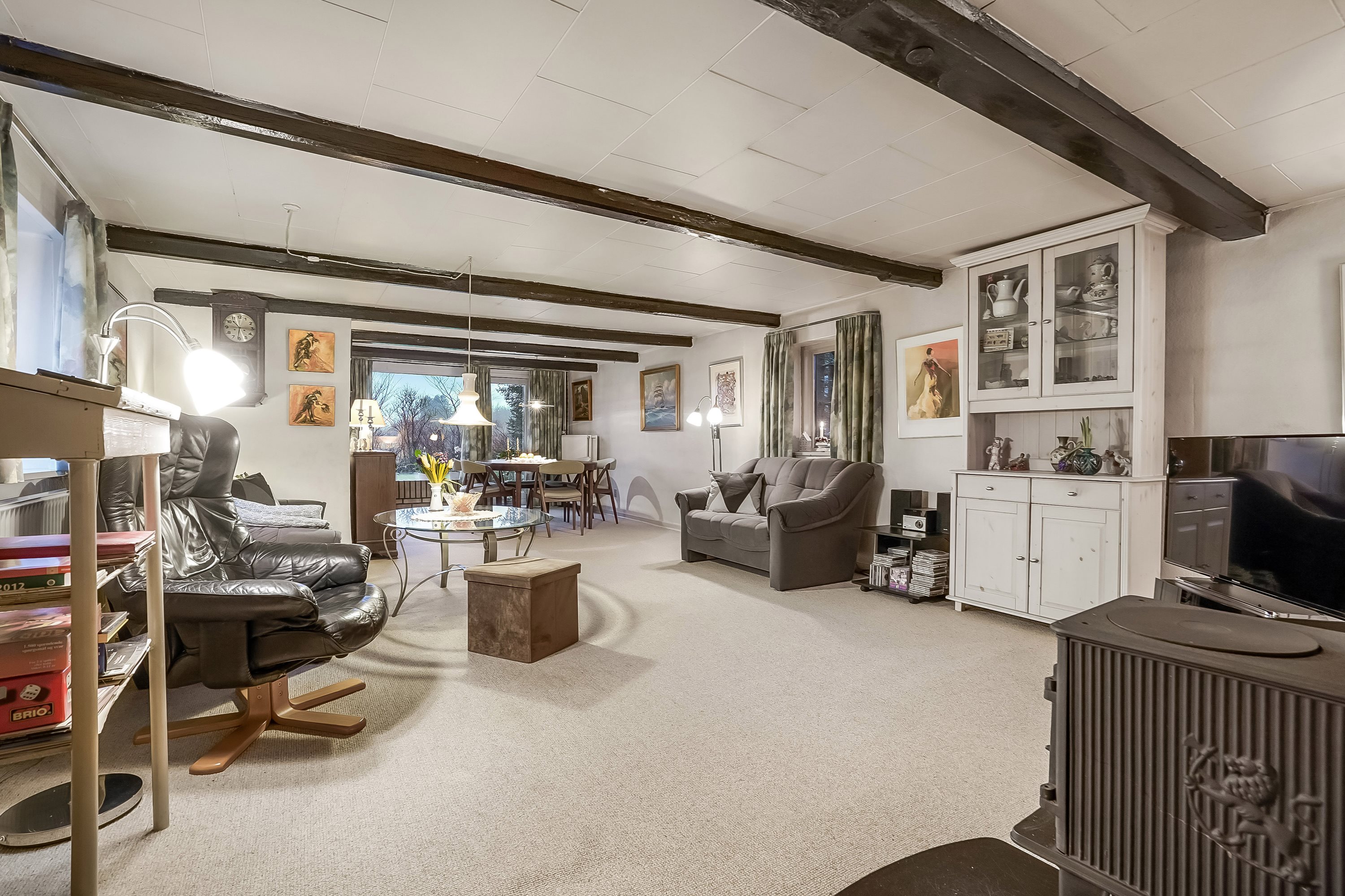 Fremhævet stue billede i fuldskærmstilstand. Billede af Tremhusevej 4, Bjerlev, 7300 Jelling