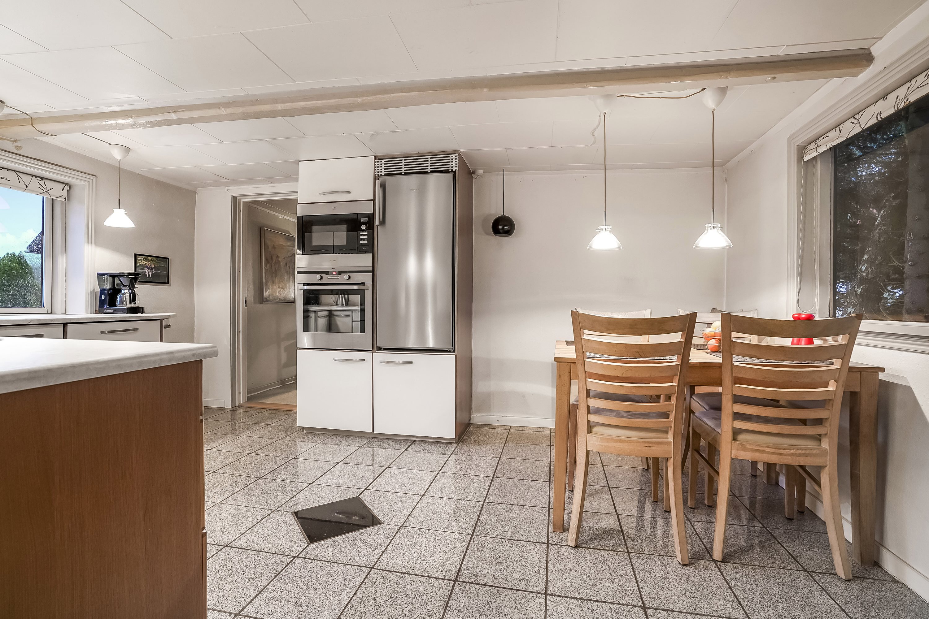 Fremhævet køkken billede i fuldskærmstilstand. Billede af Tremhusevej 4, Bjerlev, 7300 Jelling