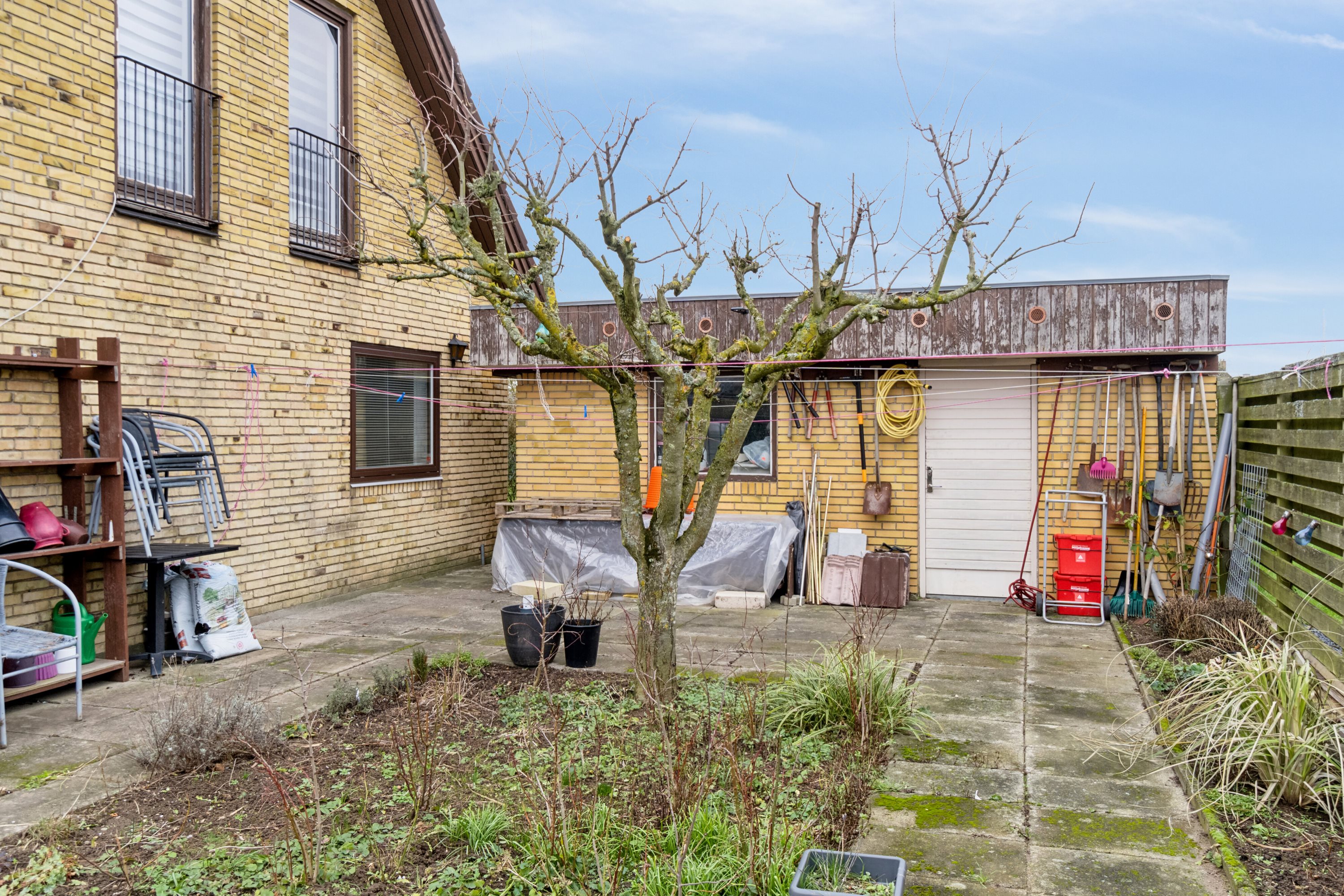 Fremhævet udendørs billede i fuldskærmstilstand. Billede af Assensvej 35, 4700 Næstved