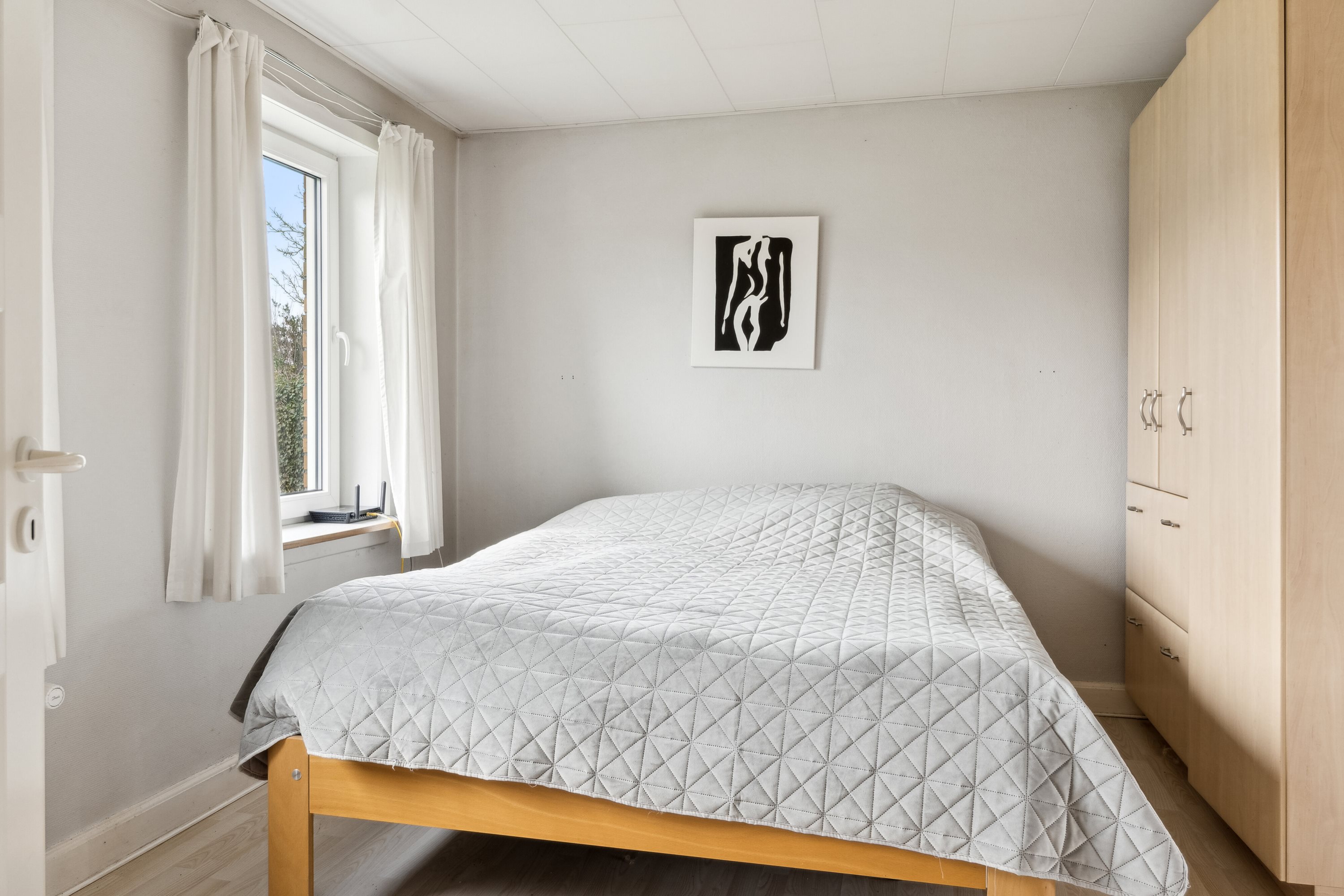 Fremhævet soveværelse billede i fuldskærmstilstand. Billede af Thorsvej 3, 4760 Vordingborg