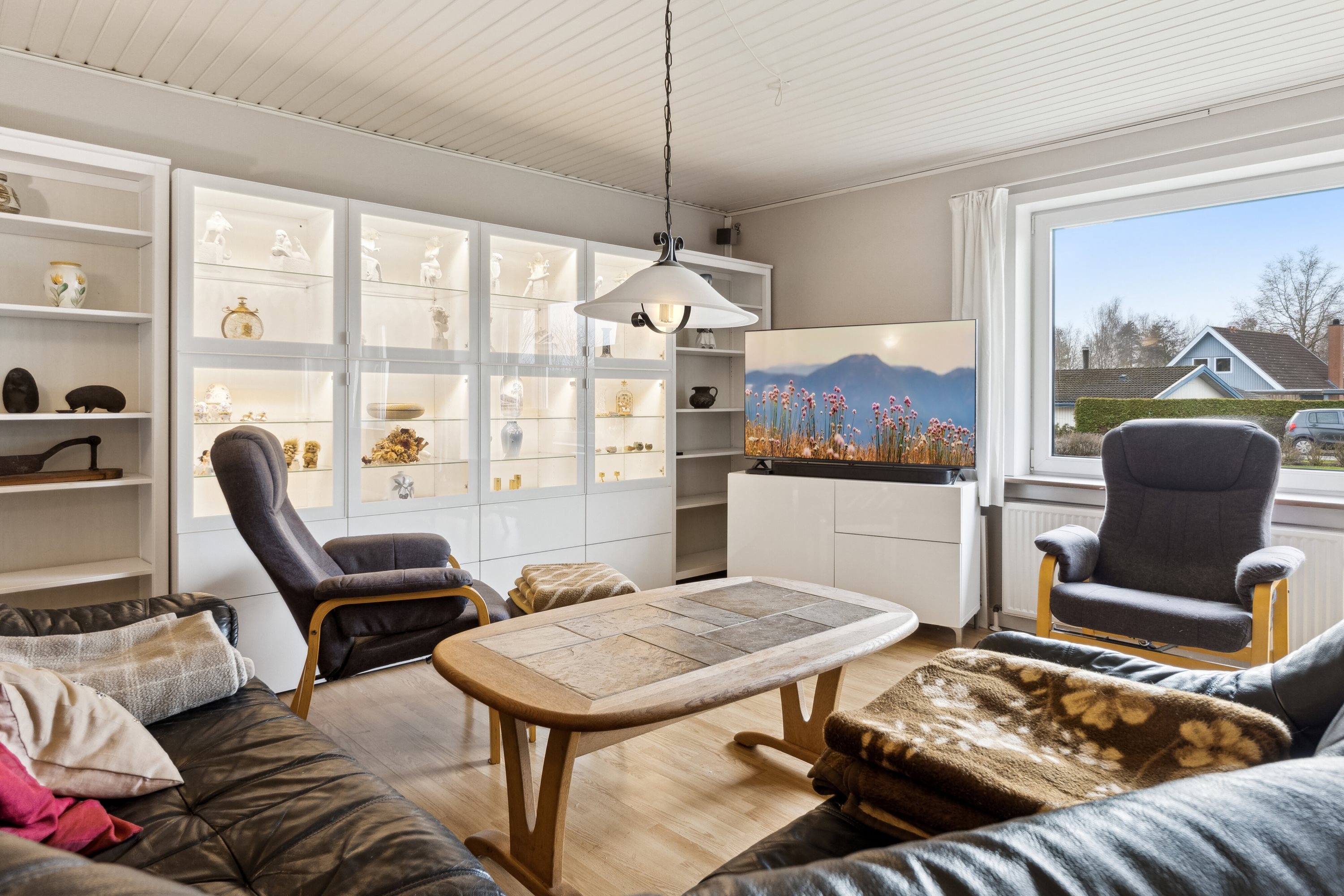 Fremhævet stue billede i fuldskærmstilstand. Billede af Thorsvej 3, 4760 Vordingborg