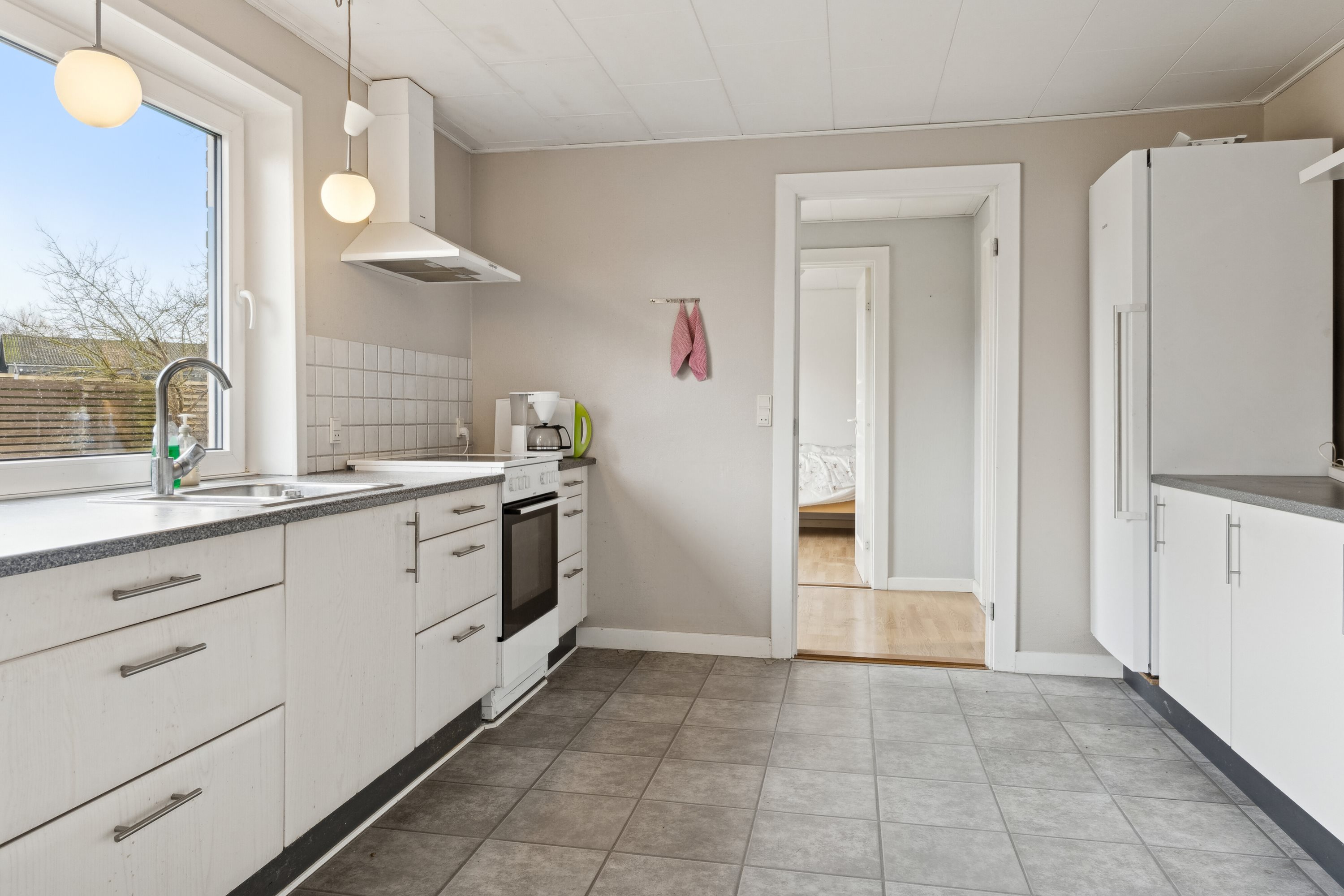 Fremhævet køkken billede i fuldskærmstilstand. Billede af Thorsvej 3, 4760 Vordingborg