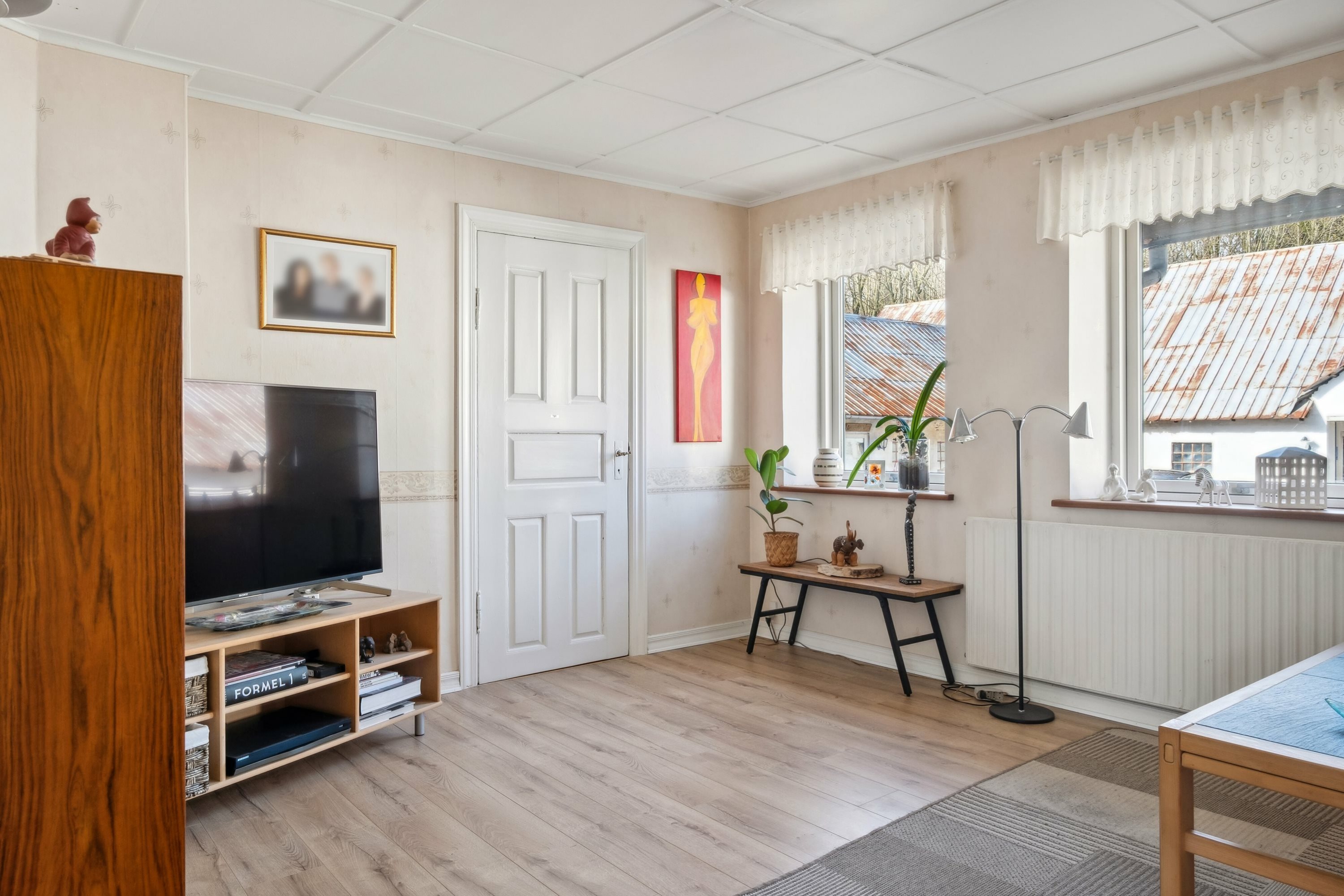 Fremhævet stue billede i fuldskærmstilstand. Billede af Tingskoven 2, 8310 Tranbjerg J