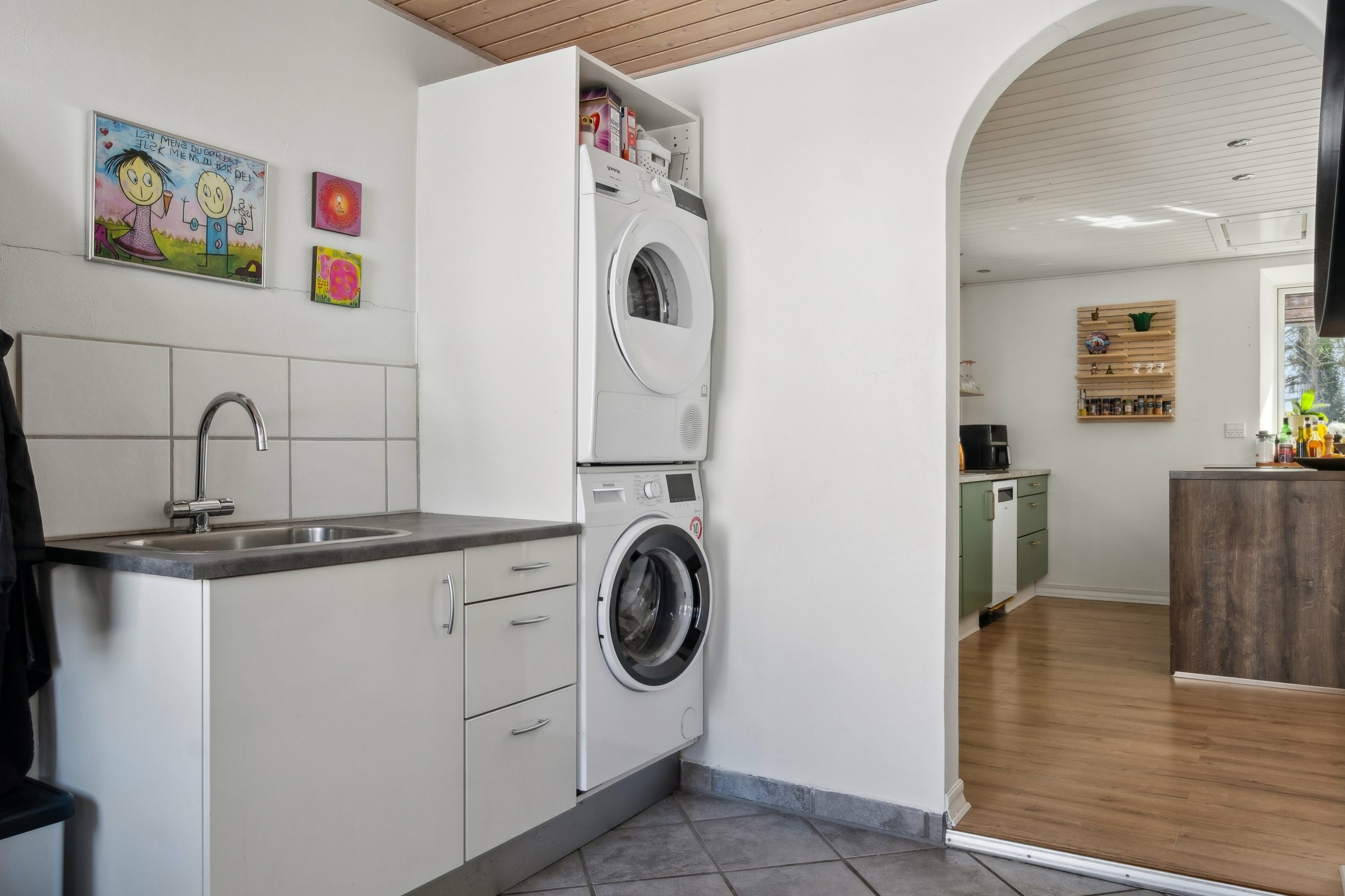 Fremhævet bryggers  billede i fuldskærmstilstand. Billede af Tingskoven 2, 8310 Tranbjerg J