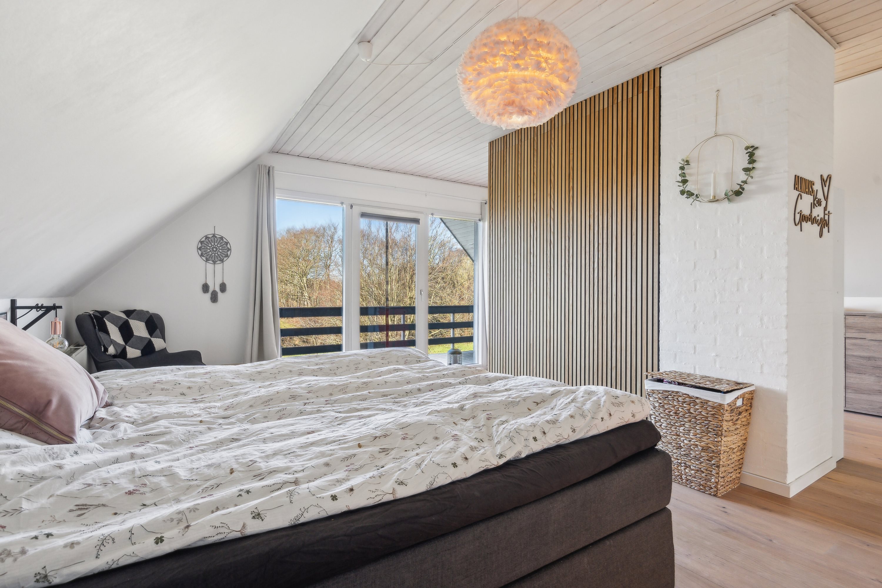 Fremhævet soveværelse billede i fuldskærmstilstand. Billede af Klovtoftvej 16, Jels, 6630 Rødding