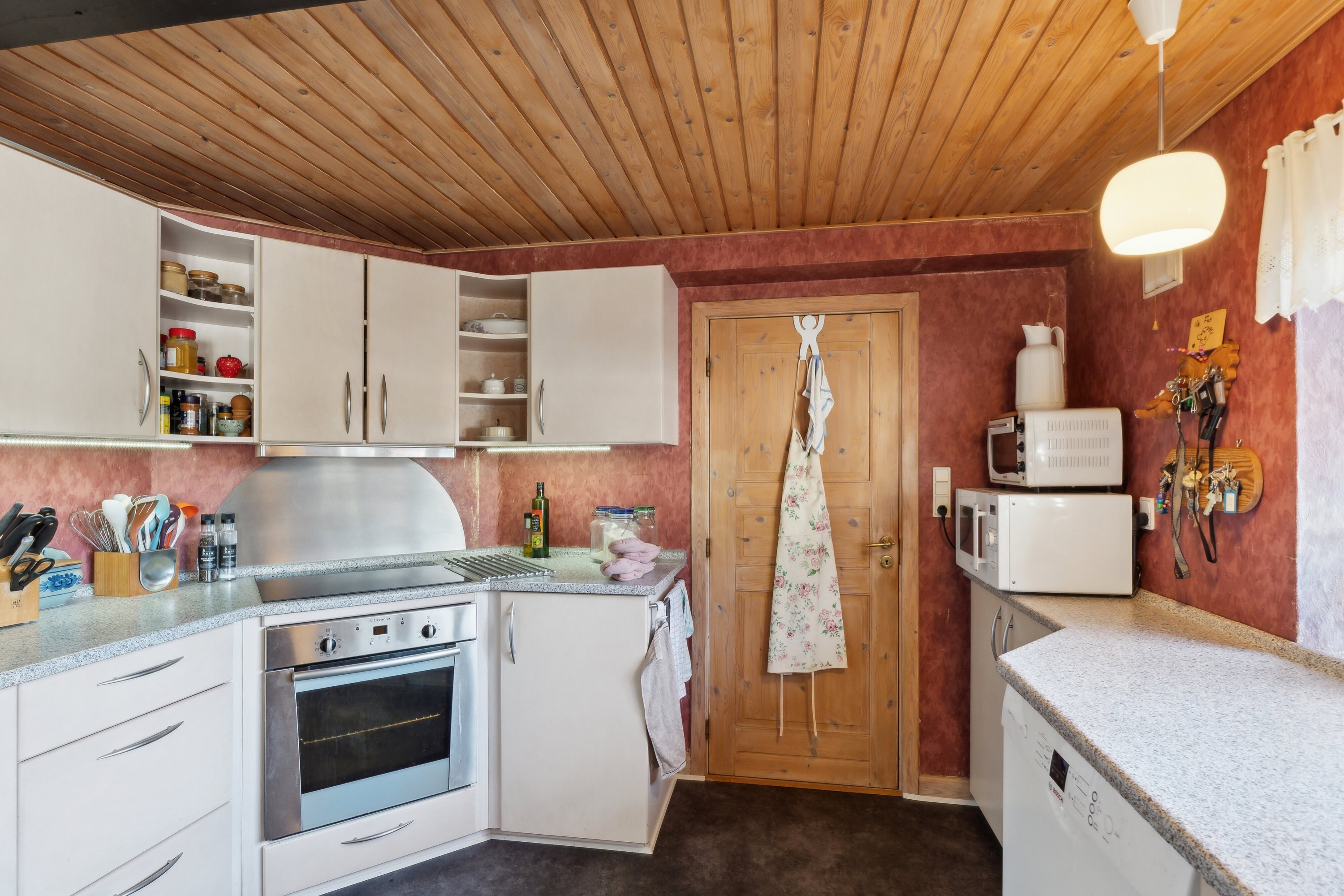 Fremhævet køkken billede i fuldskærmstilstand. Billede af Skov-Torupvej 15, Skov-Torup, 4683 Rønnede