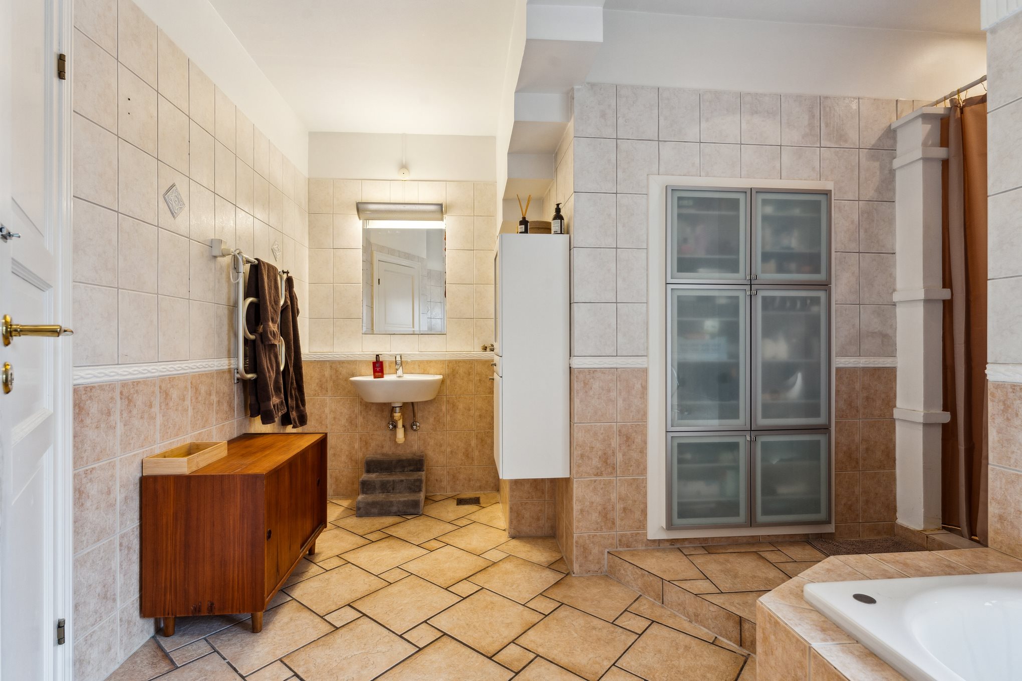 Fremhævet badeværelse billede i fuldskærmstilstand. Billede af Pontoppidansgade 11, st.. th., 8900 Randers C