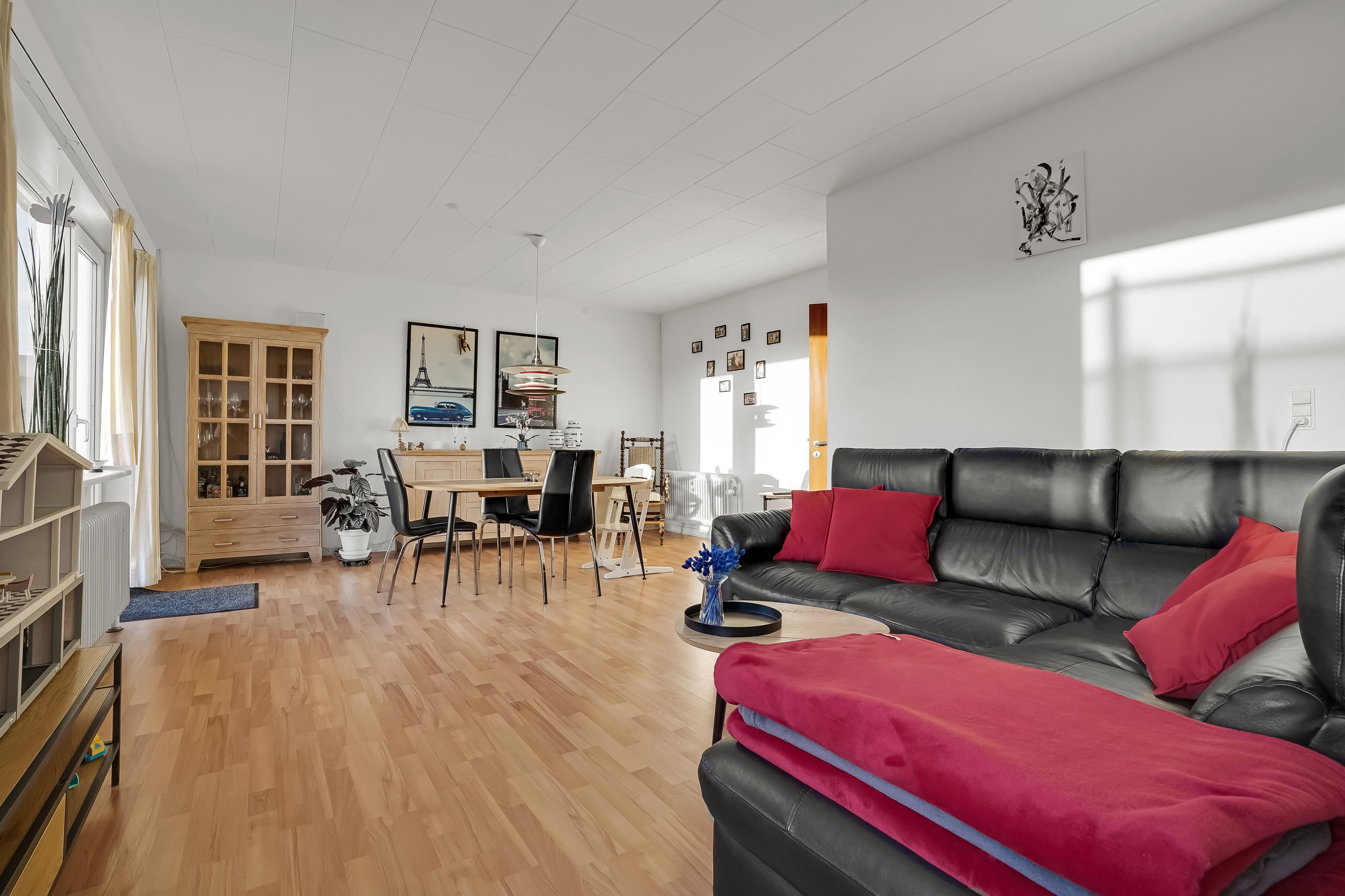 Fremhævet andet billede i fuldskærmstilstand. Billede af Hørlycks Alle 14, 7200 Grindsted