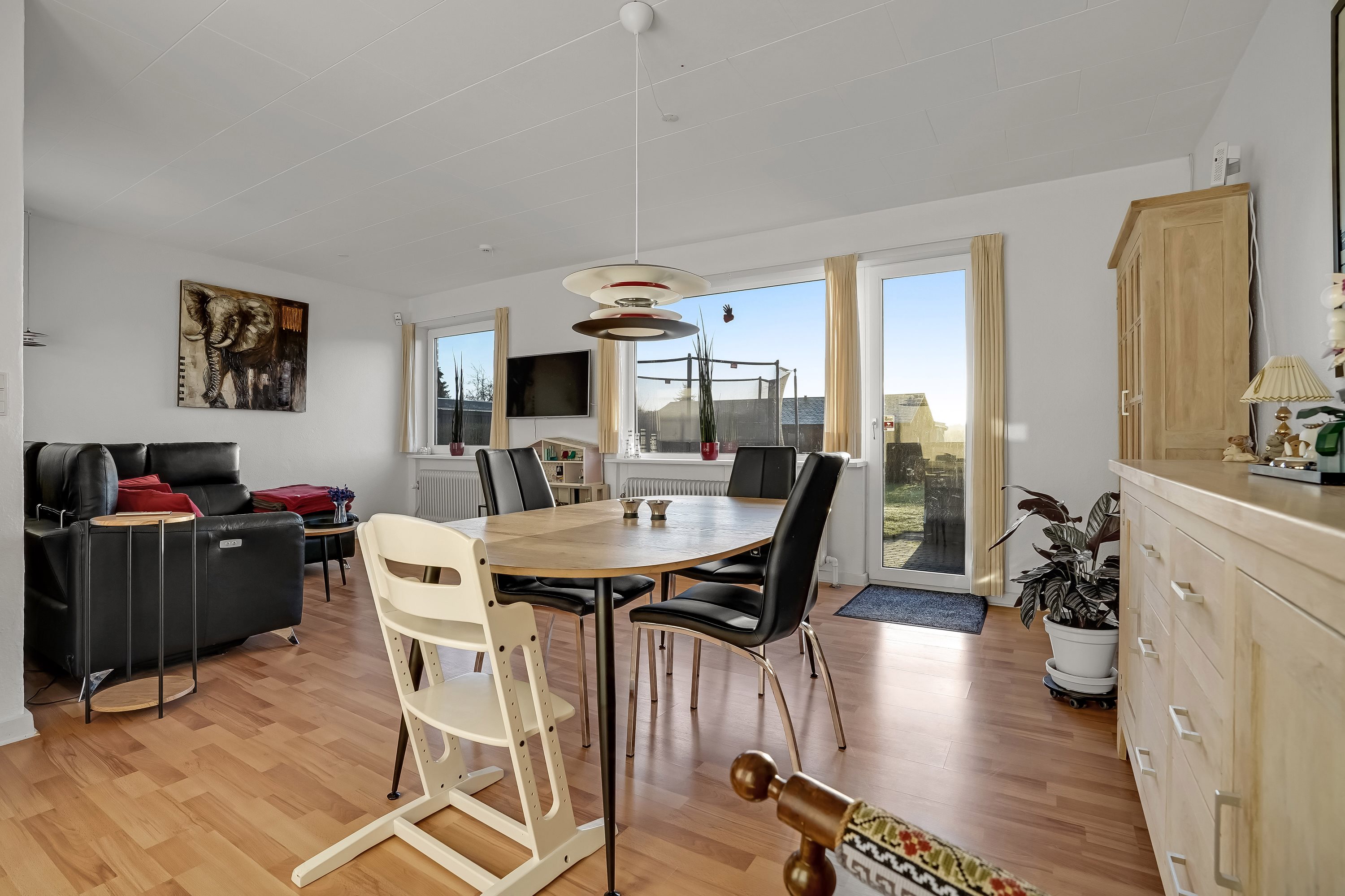 Fremhævet andet billede i fuldskærmstilstand. Billede af Hørlycks Alle 14, 7200 Grindsted