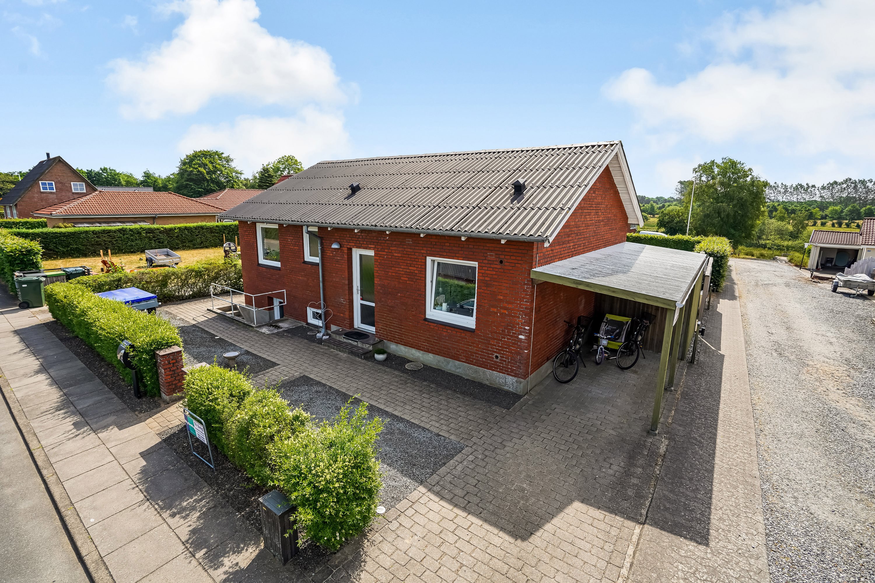 Fremhævet ejendommen billede i fuldskærmstilstand. Billede af Hørlycks Alle 14, 7200 Grindsted