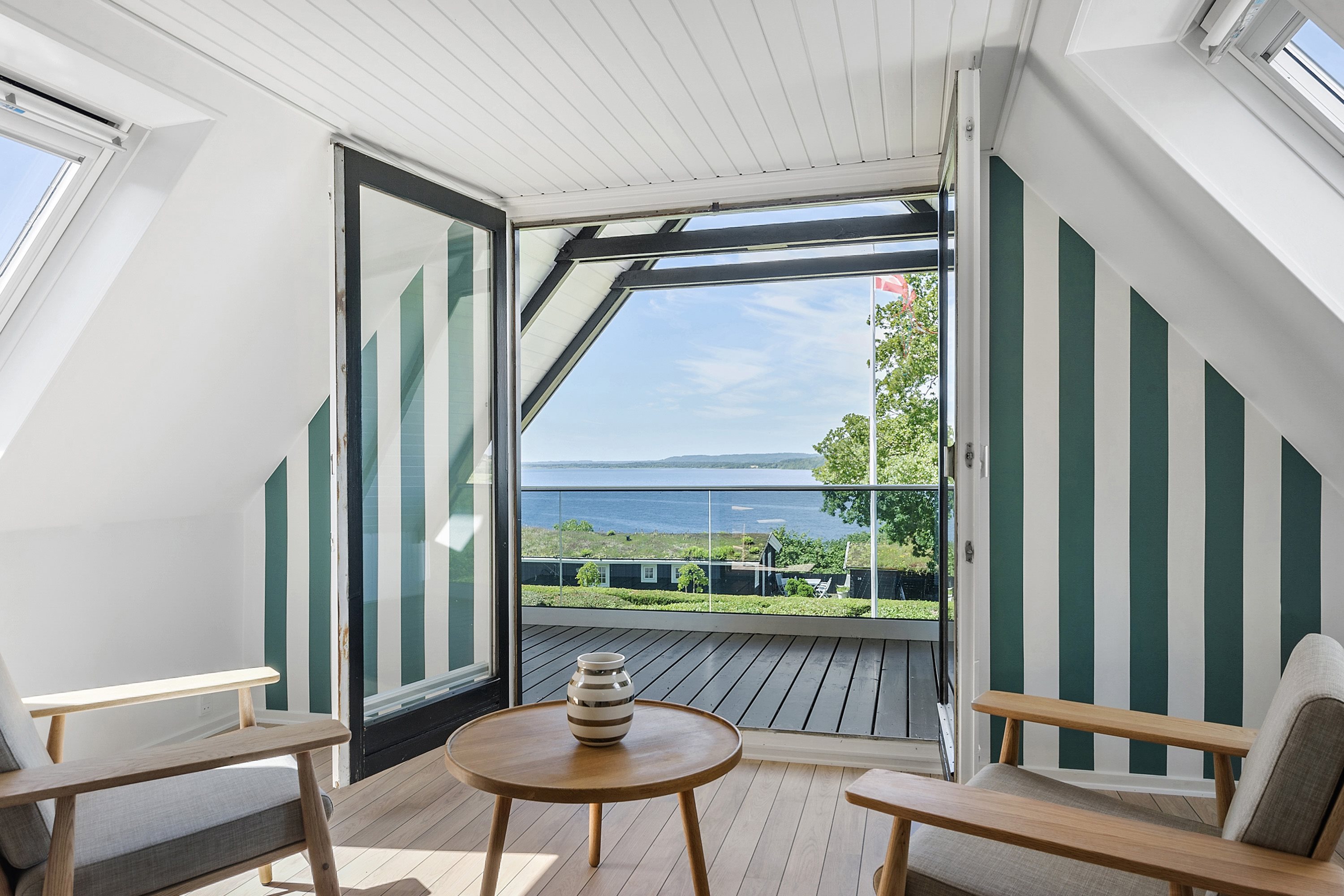 Fremhævet udsigt fra stue/værelse 1. sal billede i fuldskærmstilstand. Billede af Mossøbrå 21, Vrold, 8660 Skanderborg