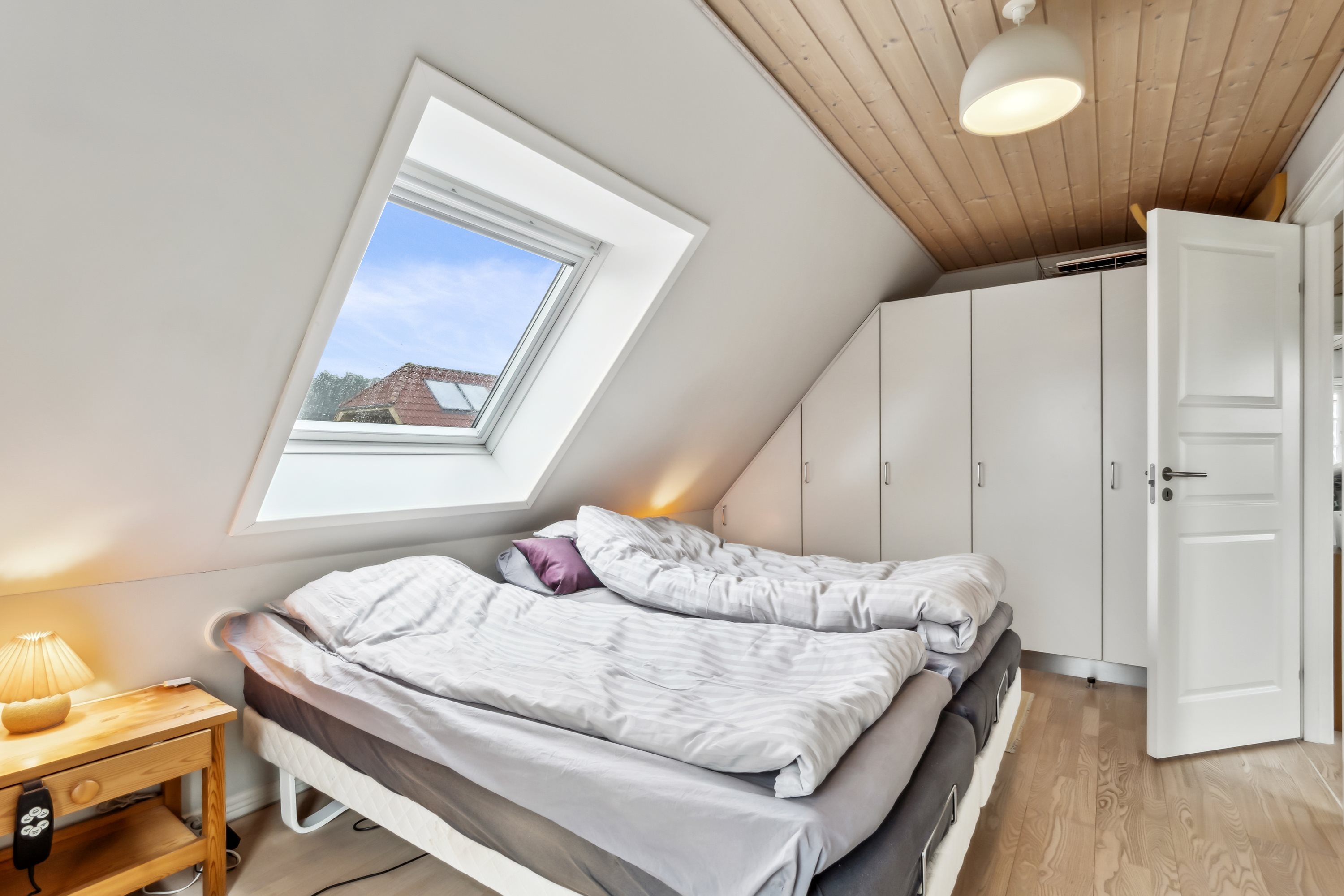 Fremhævet værelse billede i fuldskærmstilstand. Billede af Gyldendal 3, Gyldendal, 7860 Spøttrup