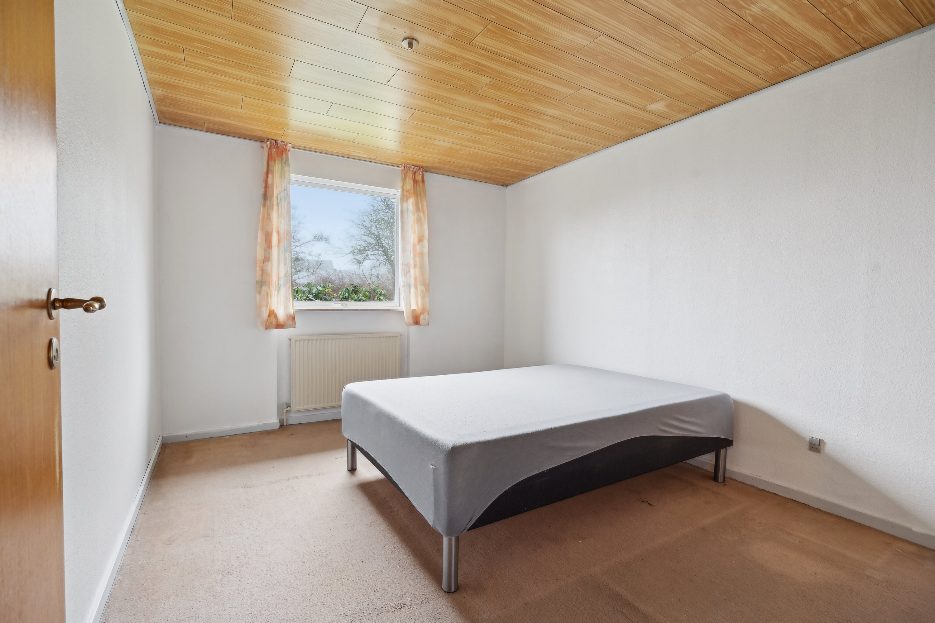 Fremhævet soveværelse billede i fuldskærmstilstand. Billede af Præstemarken 13, 8653 Them